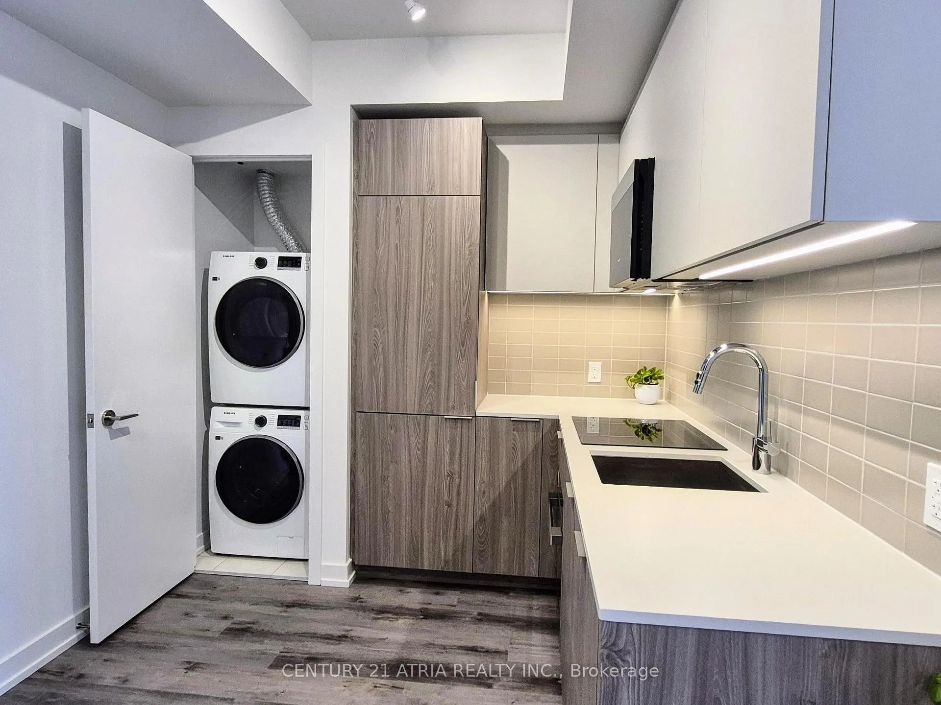 Photo 9 of Unit PH20, 28 Eastern Avenue, Toronto, Moss Park — HOMEH