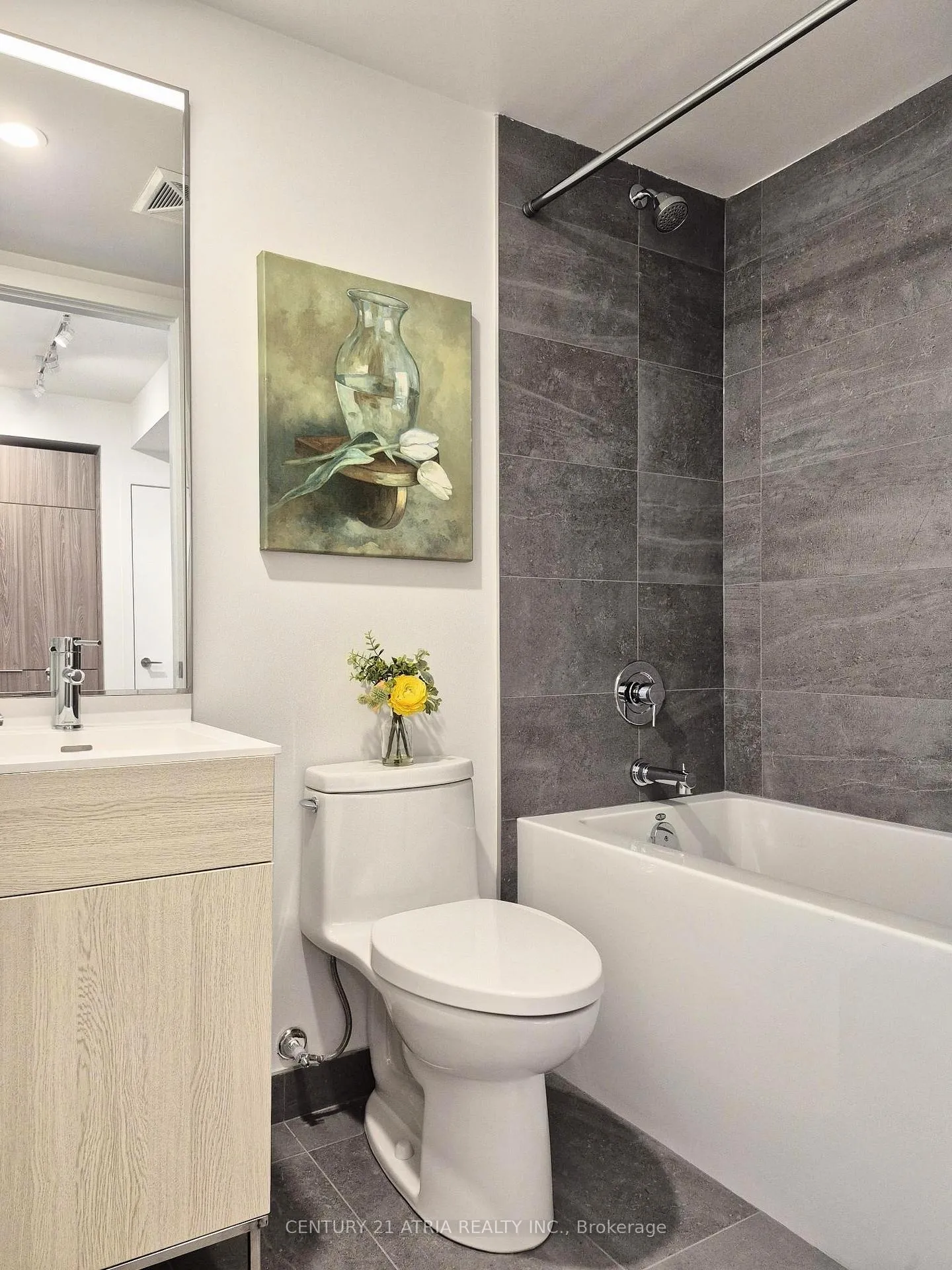 Photo 19 of Unit PH20, 28 Eastern Avenue, Toronto, Moss Park — HOMEH