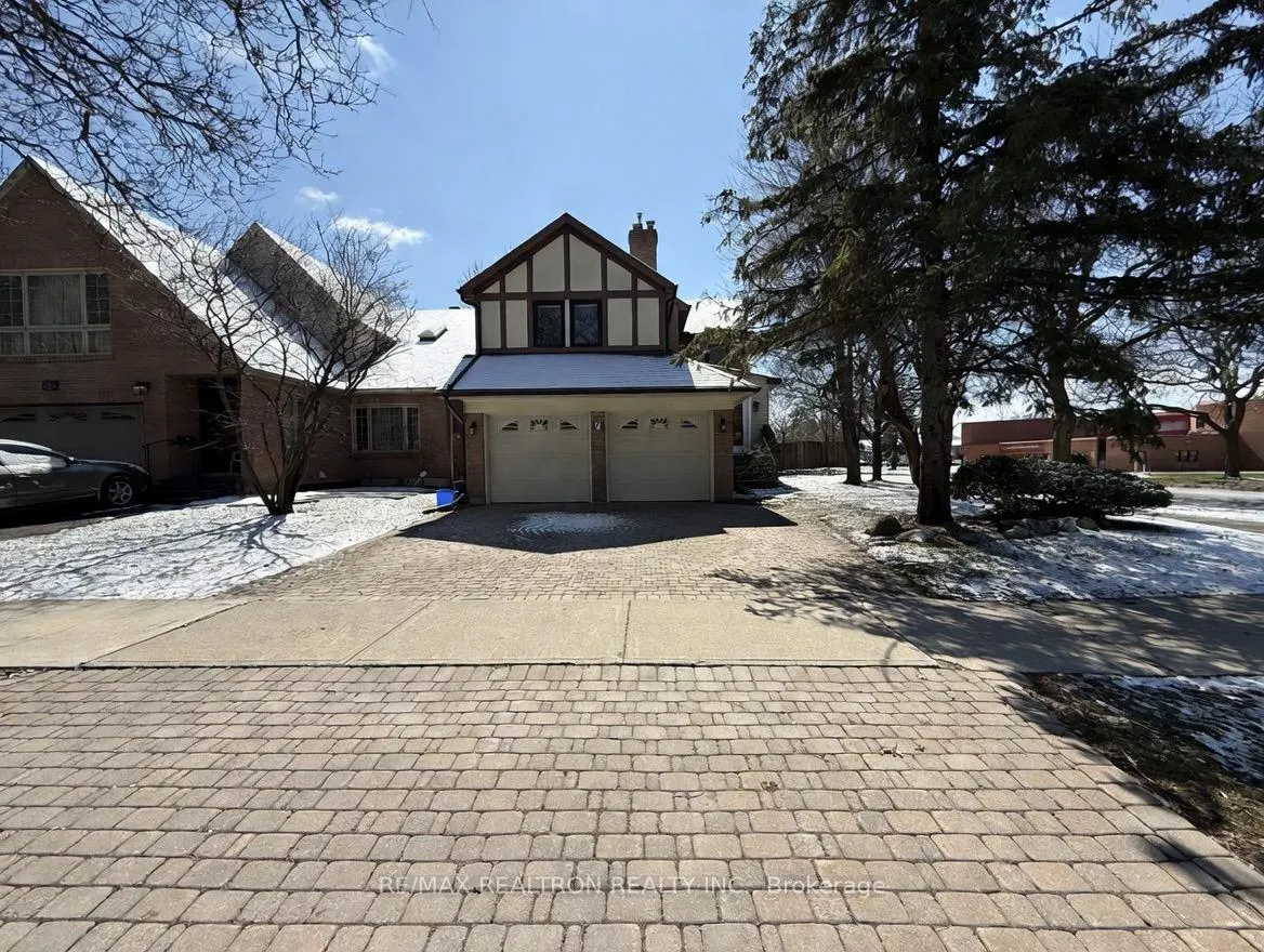 Photo 1 of 7 Mcmorran Crescent, Vaughan, Brownridge — HOMEH
