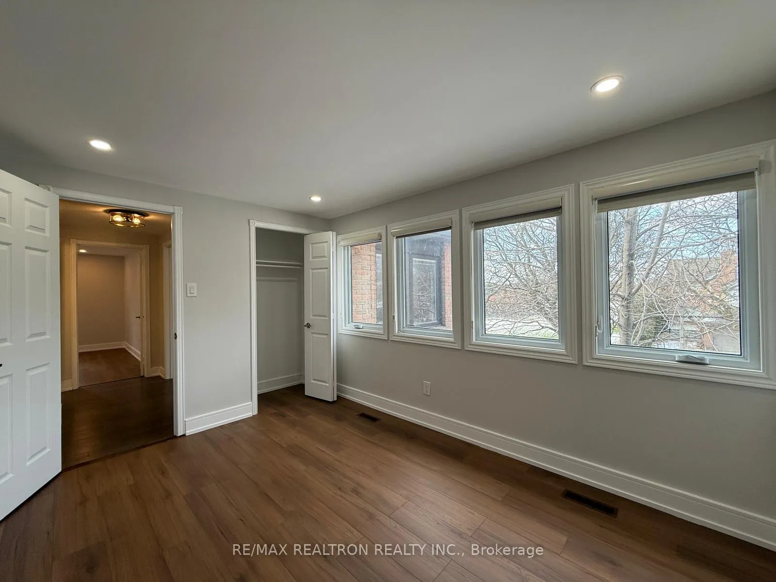 Photo 24 of 7 Mcmorran Crescent, Vaughan, Brownridge — HOMEH