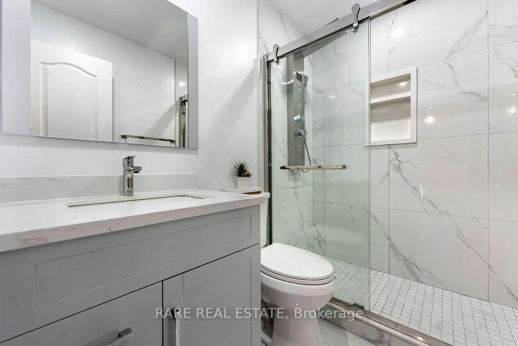 Photo 10 of Unit 21, 2006 Martin Grove Road, Etobicoke, West Humber-Clairville — HOMEH