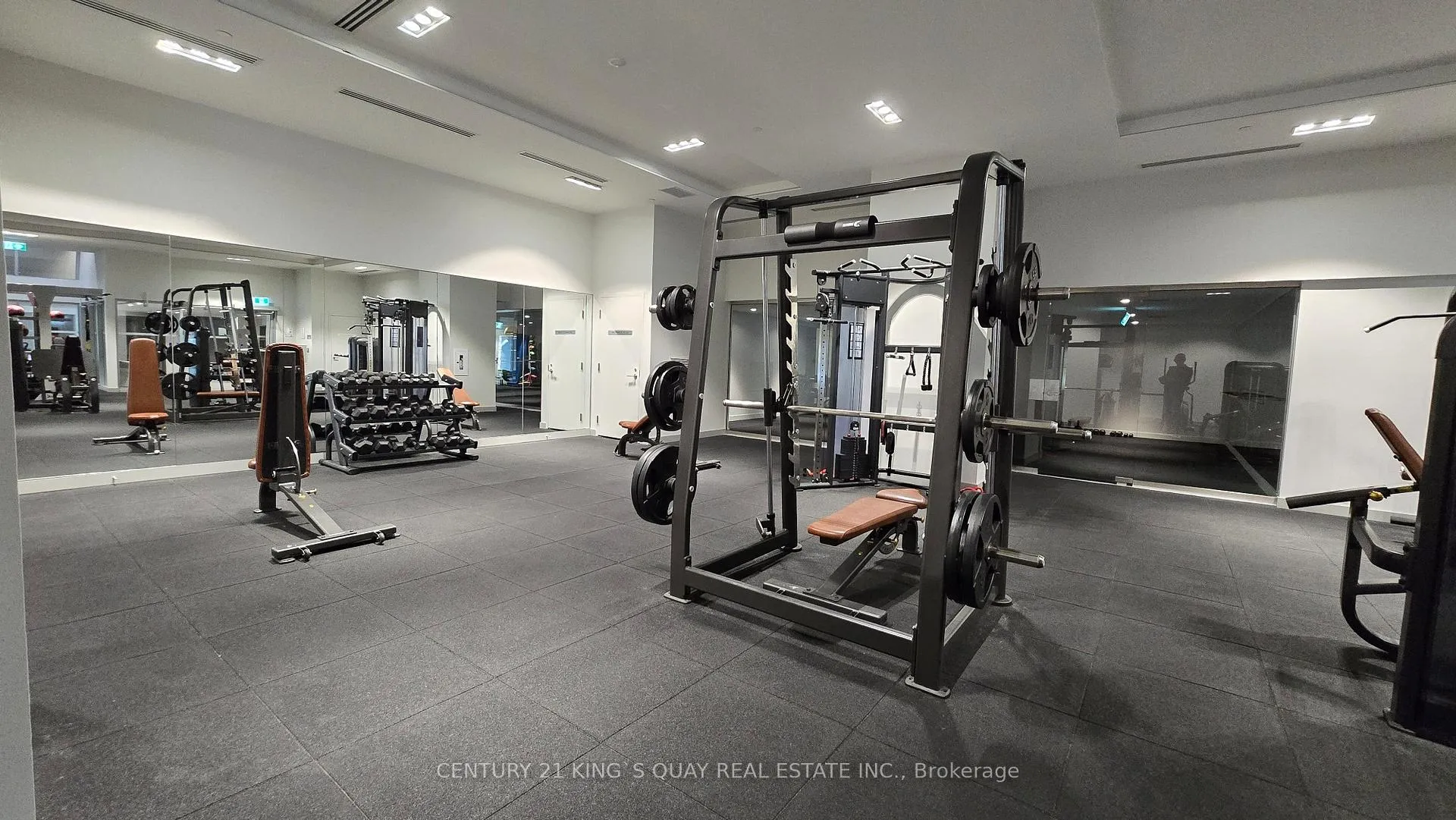 Photo 5 of Unit 803, 3 Gloucester Street, Toronto, Church-Yonge Corridor — HOMEH