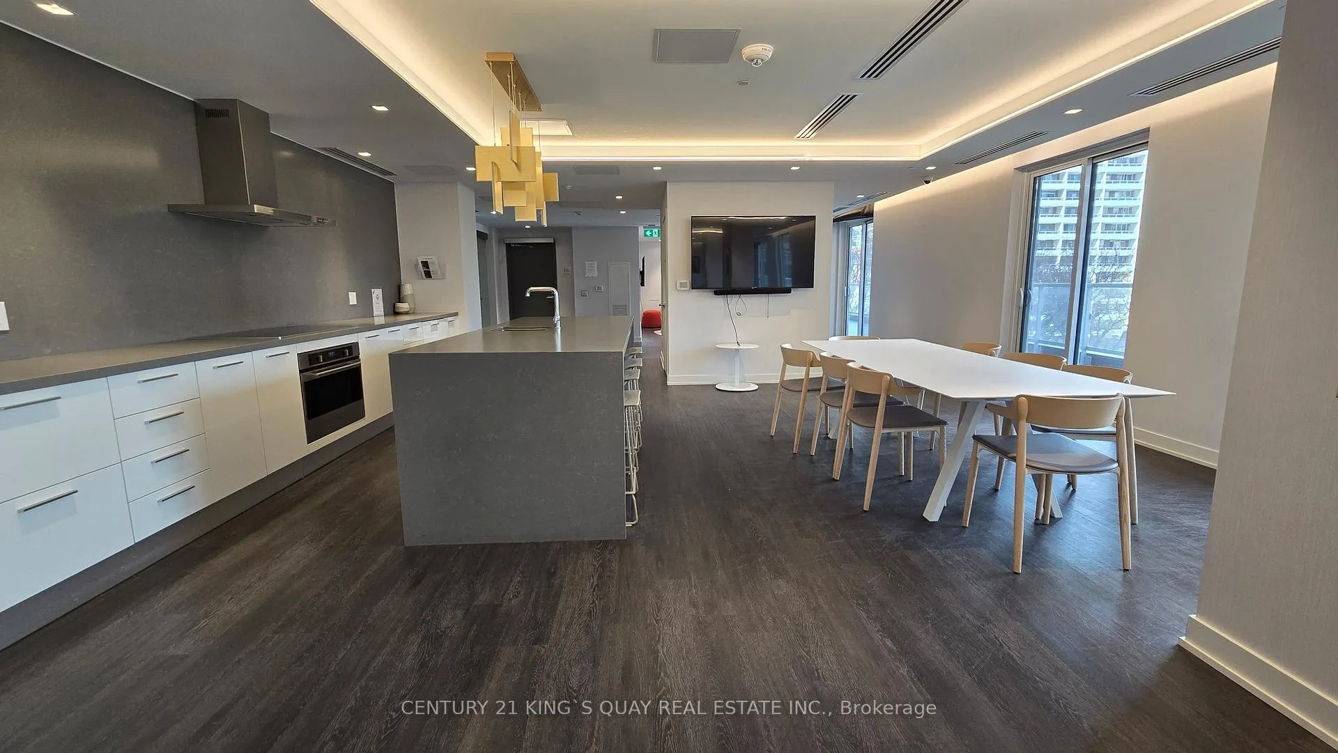 Photo 9 of Unit 803, 3 Gloucester Street, Toronto, Church-Yonge Corridor — HOMEH
