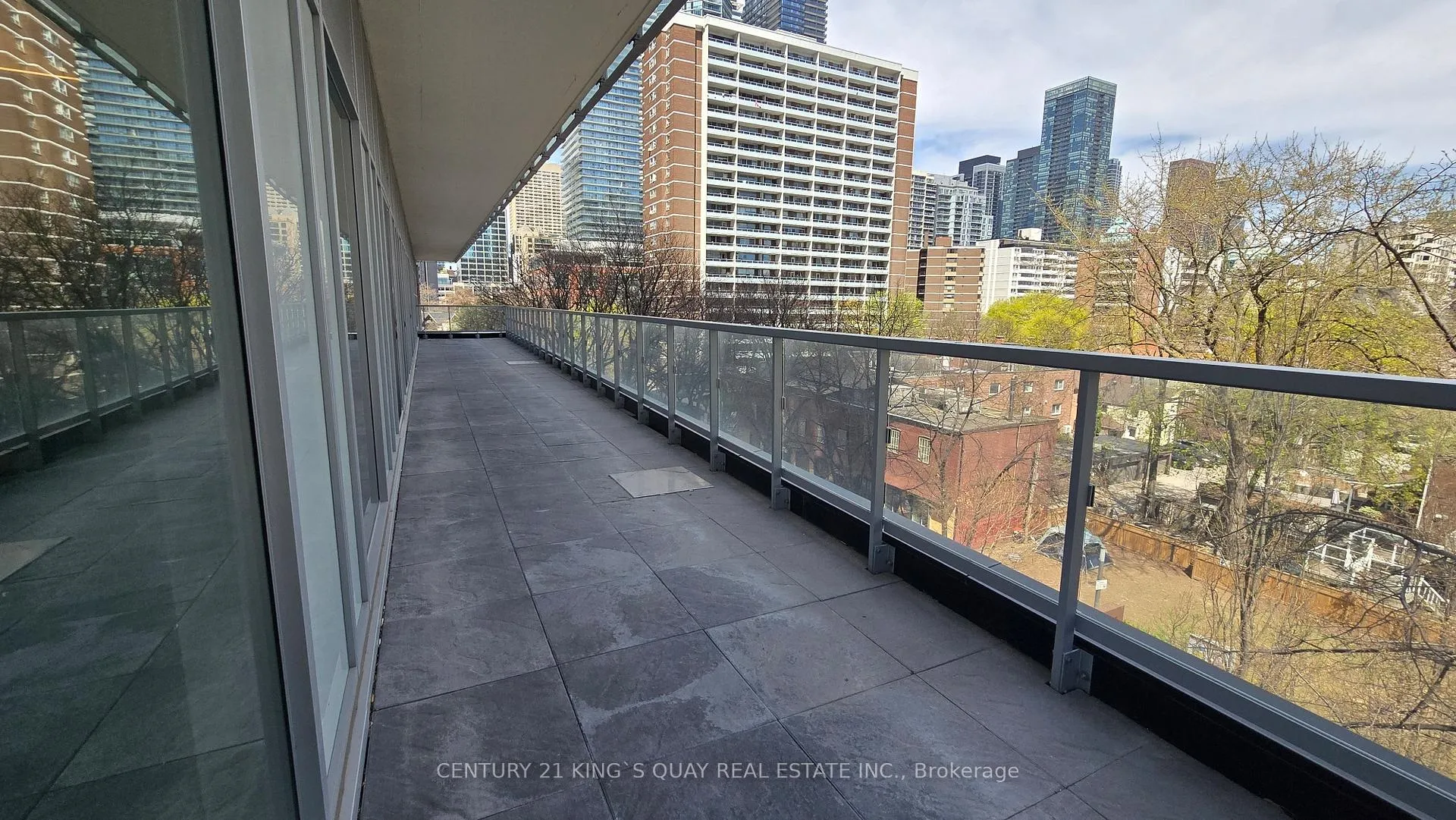 Photo 10 of Unit 803, 3 Gloucester Street, Toronto, Church-Yonge Corridor — HOMEH