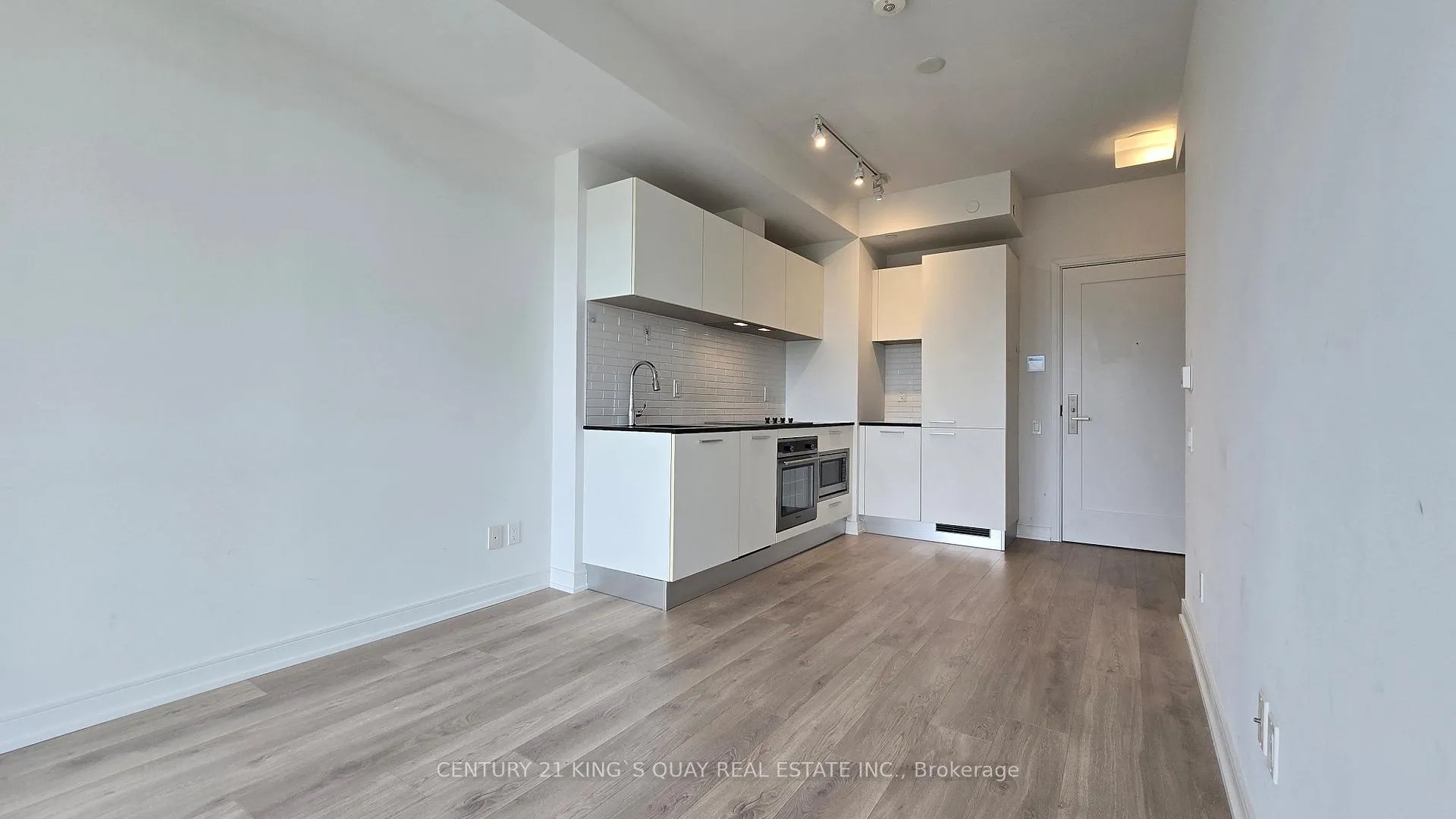 Photo 18 of Unit 803, 3 Gloucester Street, Toronto, Church-Yonge Corridor — HOMEH