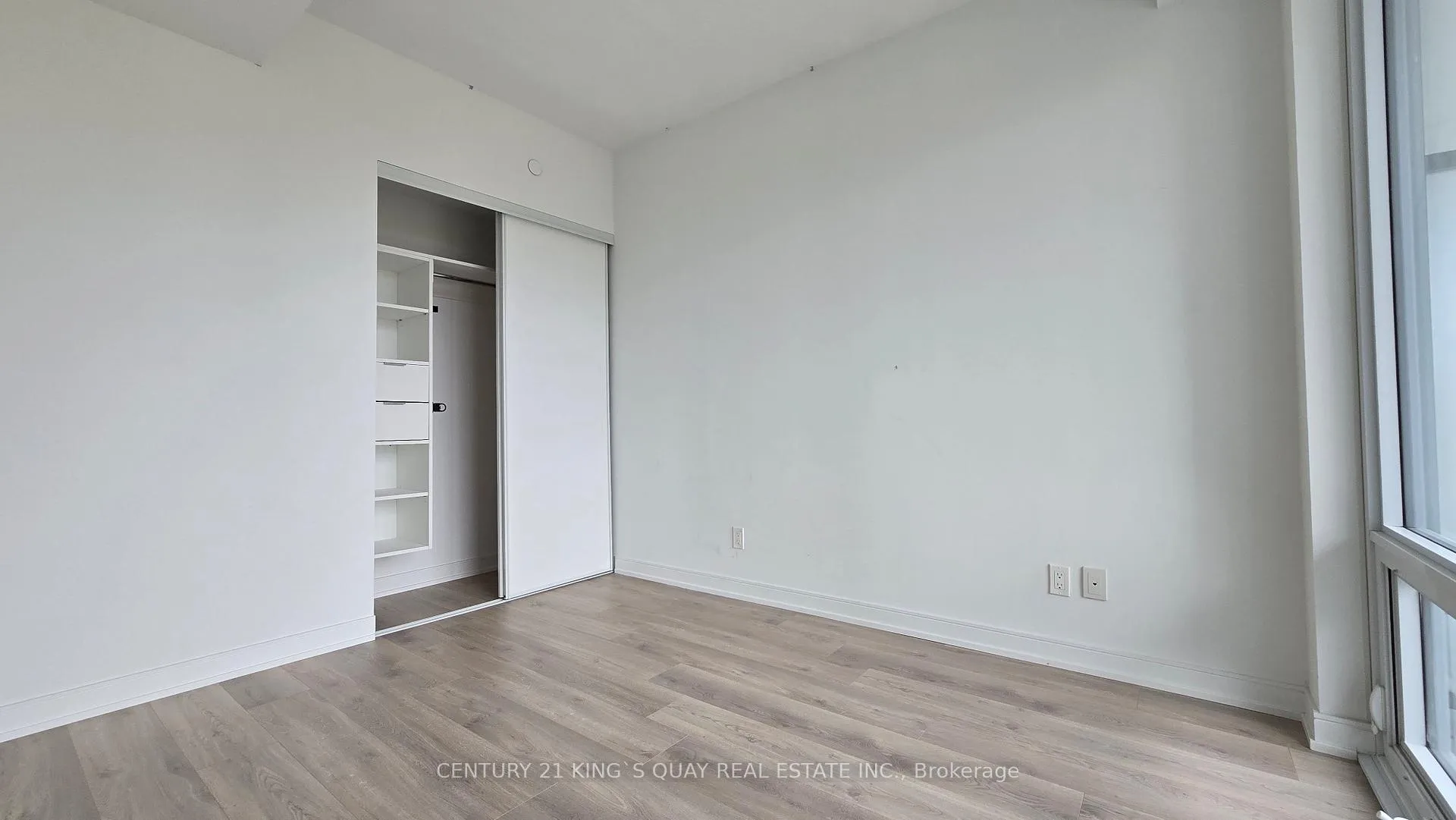 Photo 19 of Unit 803, 3 Gloucester Street, Toronto, Church-Yonge Corridor — HOMEH