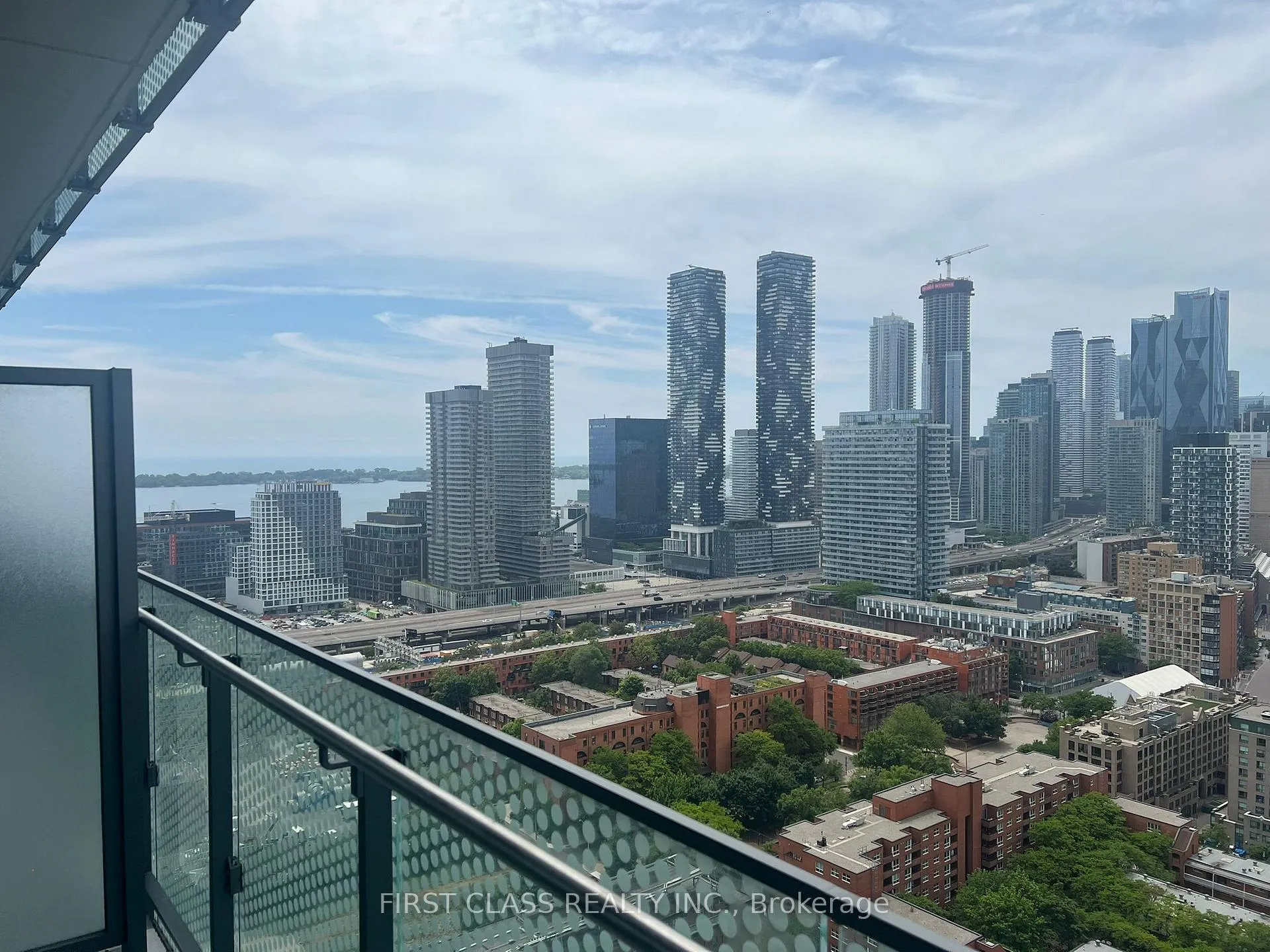 Photo 10 of Unit 2933W, 135 Lower Sherbourne Street, Toronto, Waterfront Communities — HOMEH