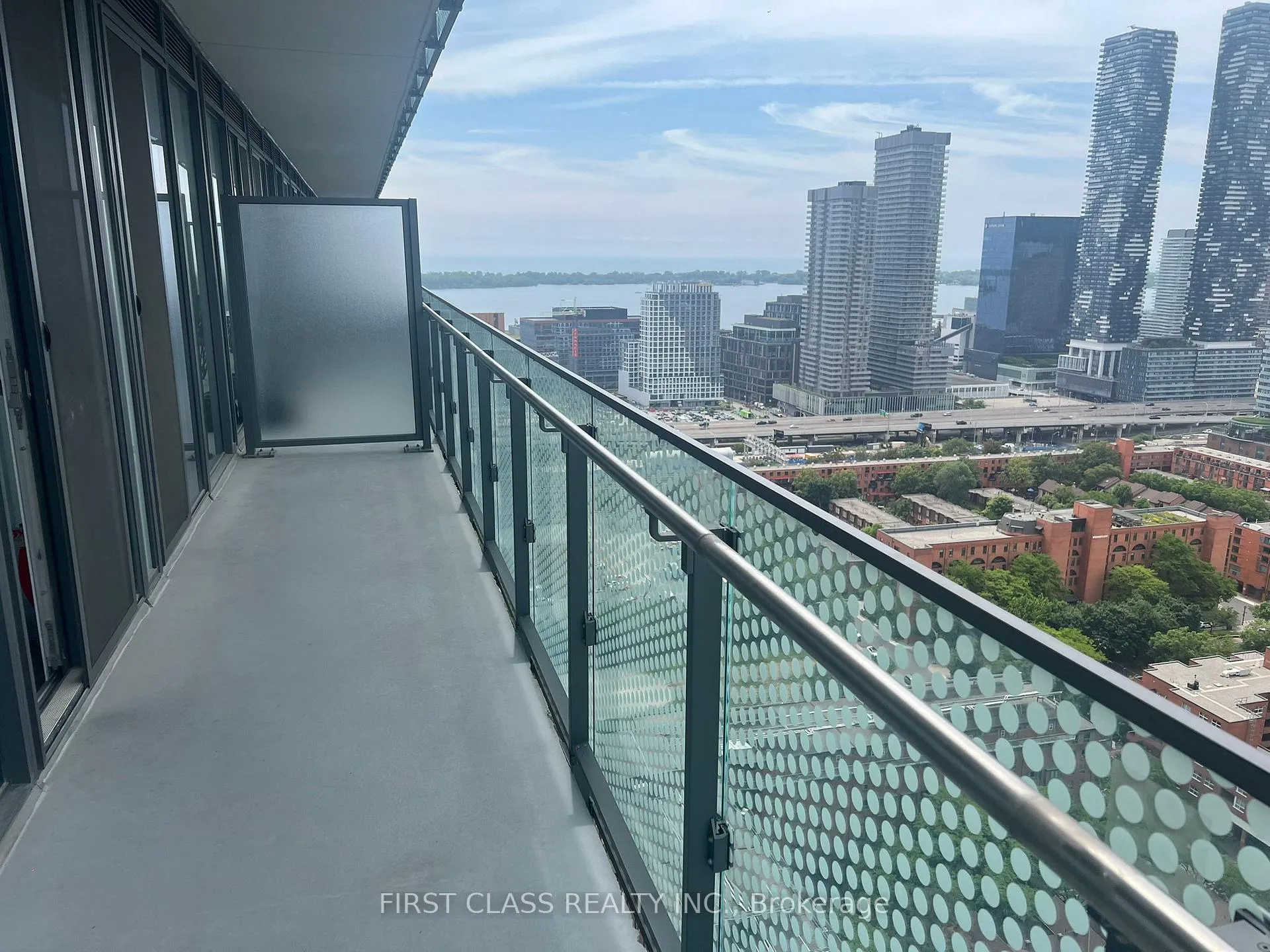 Photo 14 of Unit 2933W, 135 Lower Sherbourne Street, Toronto, Waterfront Communities — HOMEH