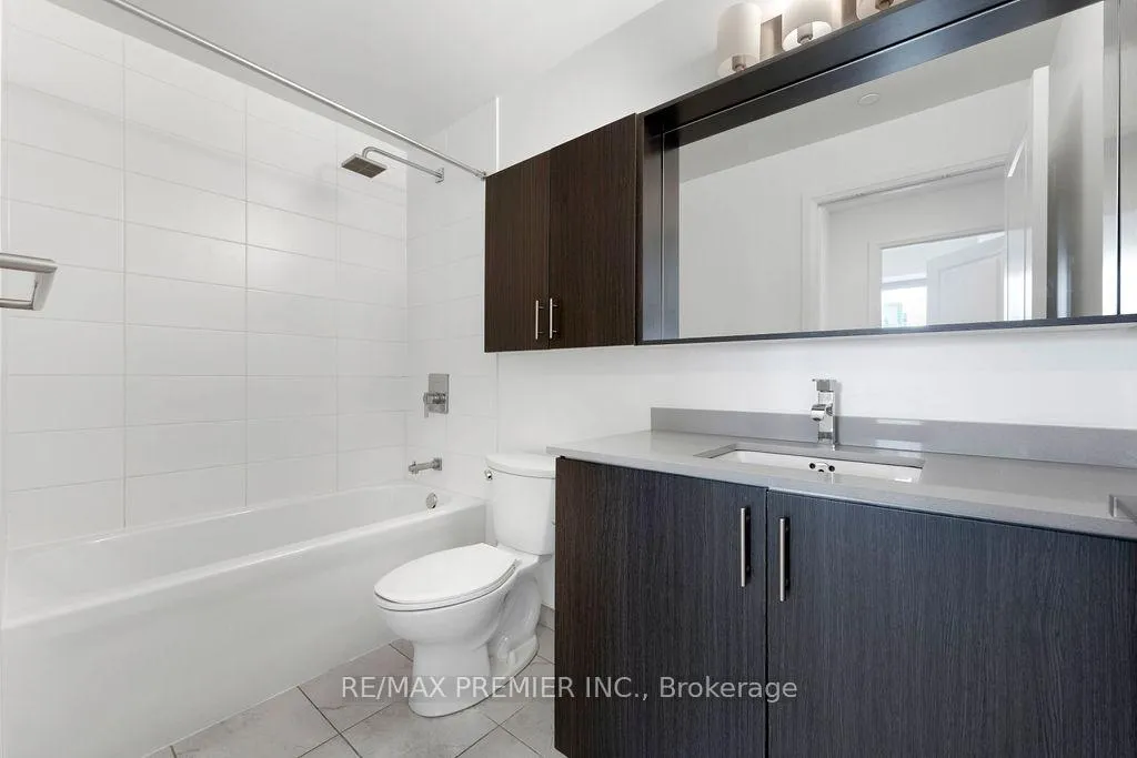 Photo 14 of Unit 1807, 3600 Highway 7, Vaughan, Vaughan Corporate Centre — HOMEH