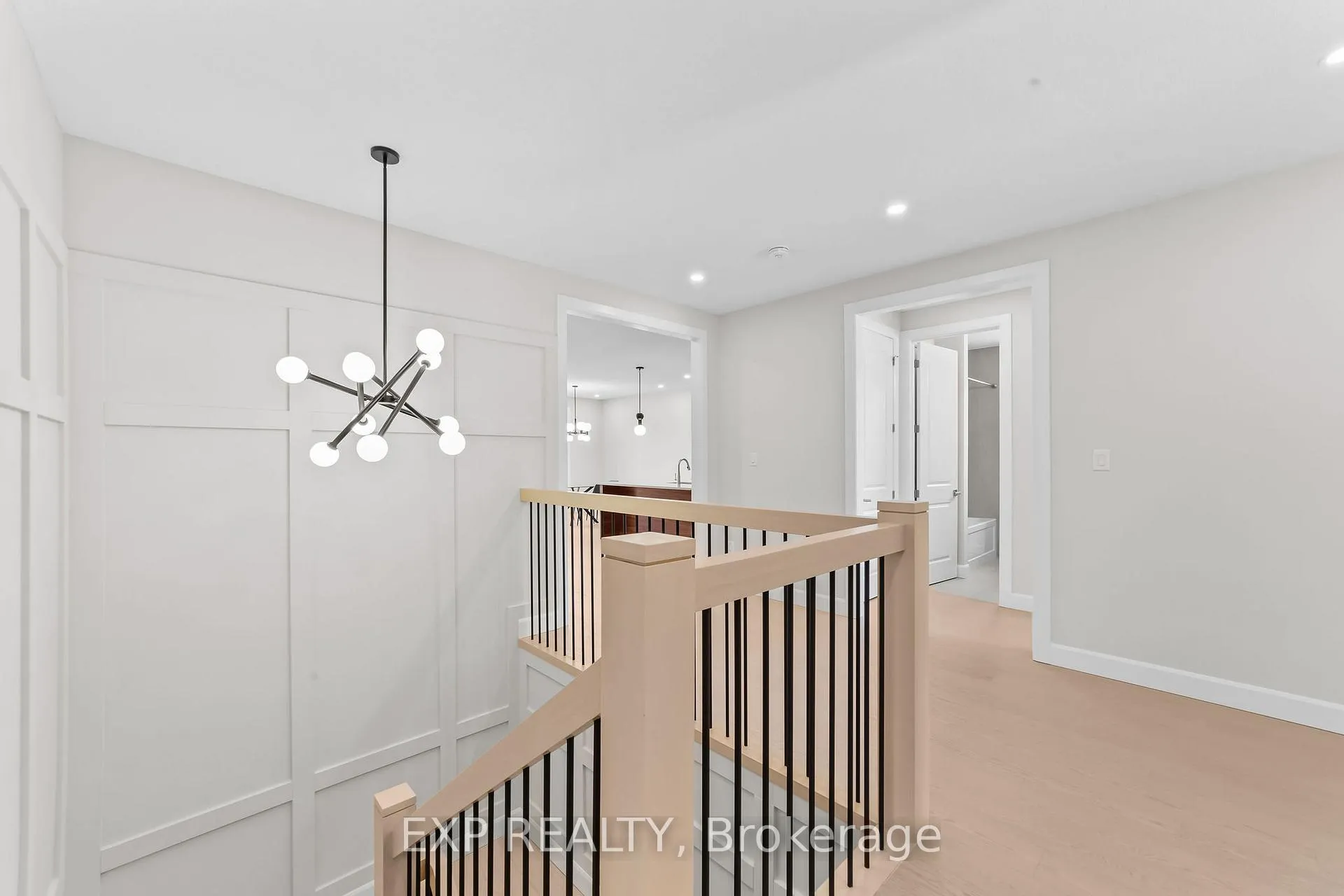 Photo 16 of 421 Ontario Street, Warwick, Watford — HOMEH