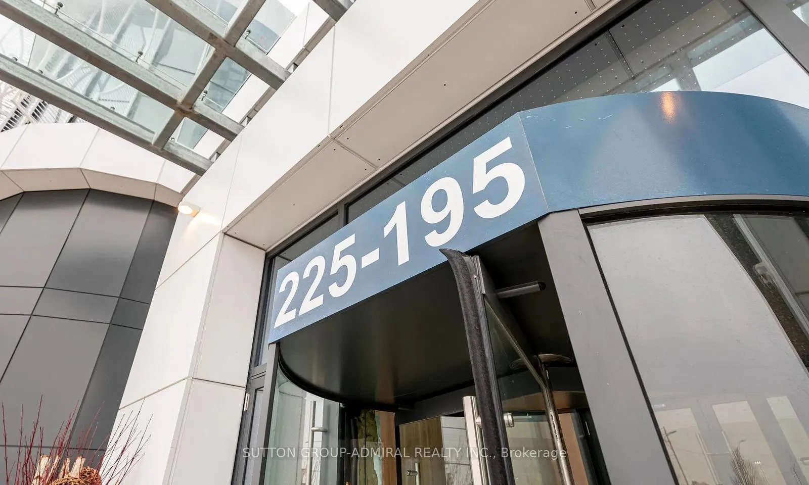 Photo 2 of Unit 1512, 195 Commerce Street, Vaughan, Vaughan Corporate Centre — HOMEH