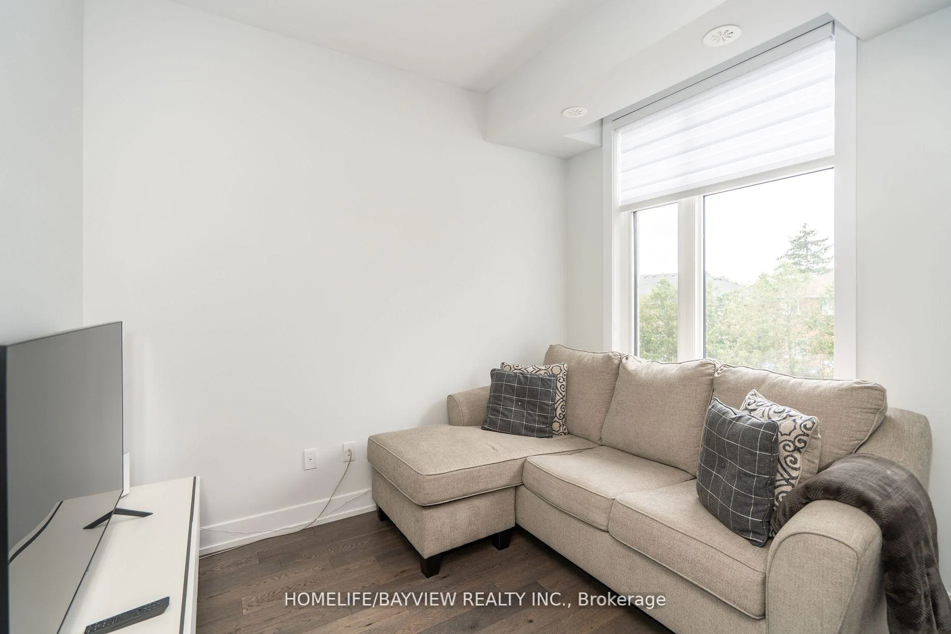 Photo 6 of Unit 244, 9580 Islington Avenue, Vaughan, Sonoma Heights — HOMEH