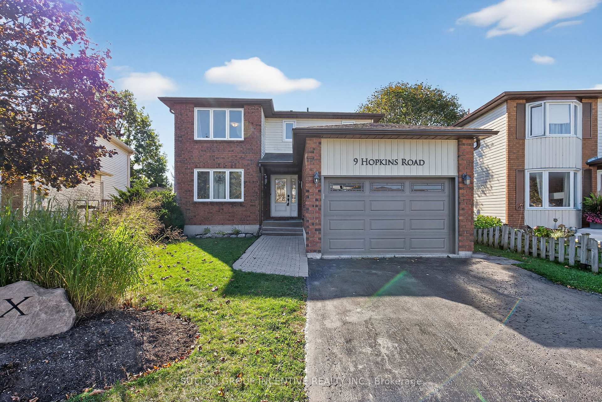 Photo 2 of 9 Hopkins Road, Barrie, Grove East — HOMEH