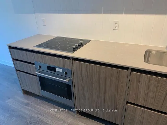 Photo 3 of Unit 329, 7950 Bathurst Street, Vaughan, Beverley Glen — HOMEH