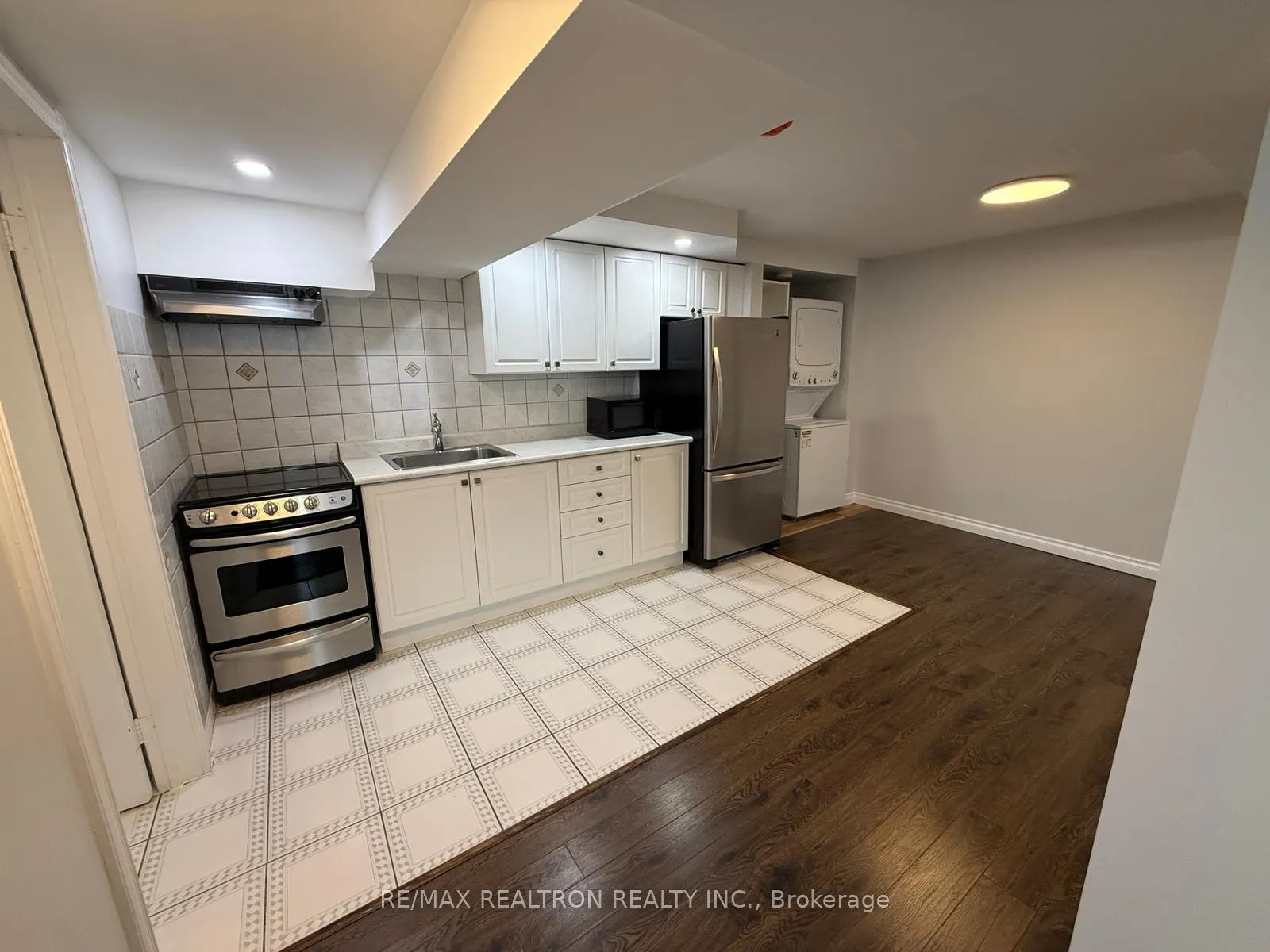 Photo 7 of Unit Bsmnt, 7 Mcmorran Crescent, Vaughan, Brownridge — HOMEH