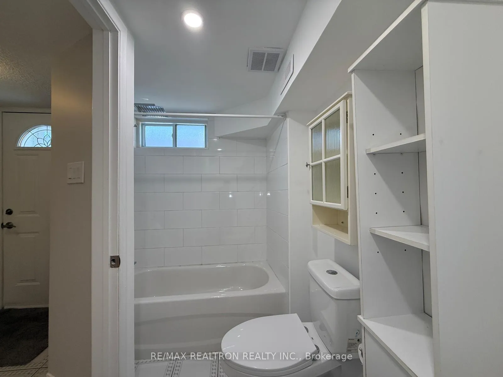 Photo 16 of Unit Bsmnt, 7 Mcmorran Crescent, Vaughan, Brownridge — HOMEH