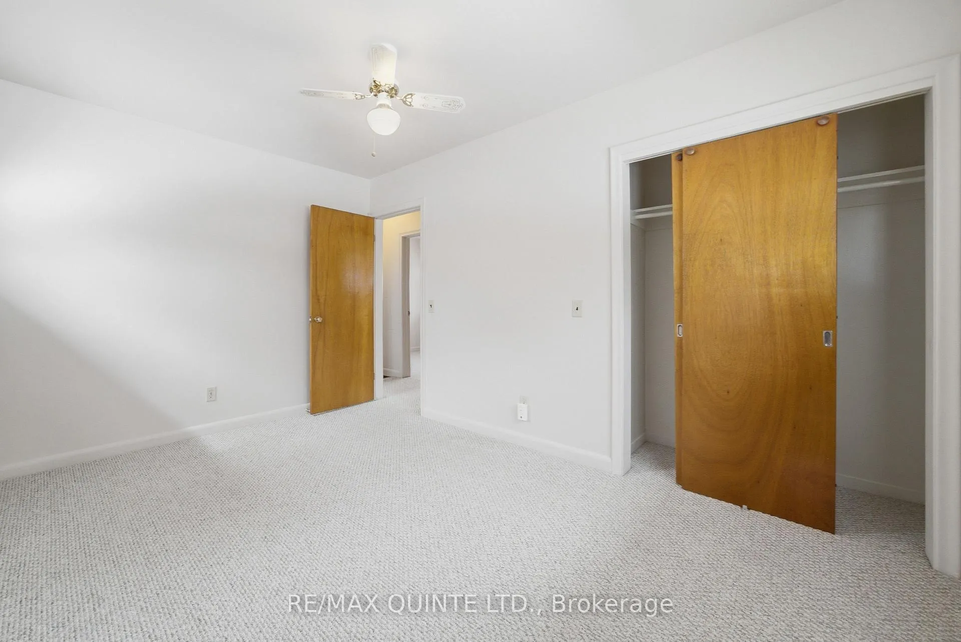Photo 18 of 32 Bongard Crescent, Belleville, Belleville Ward — HOMEH