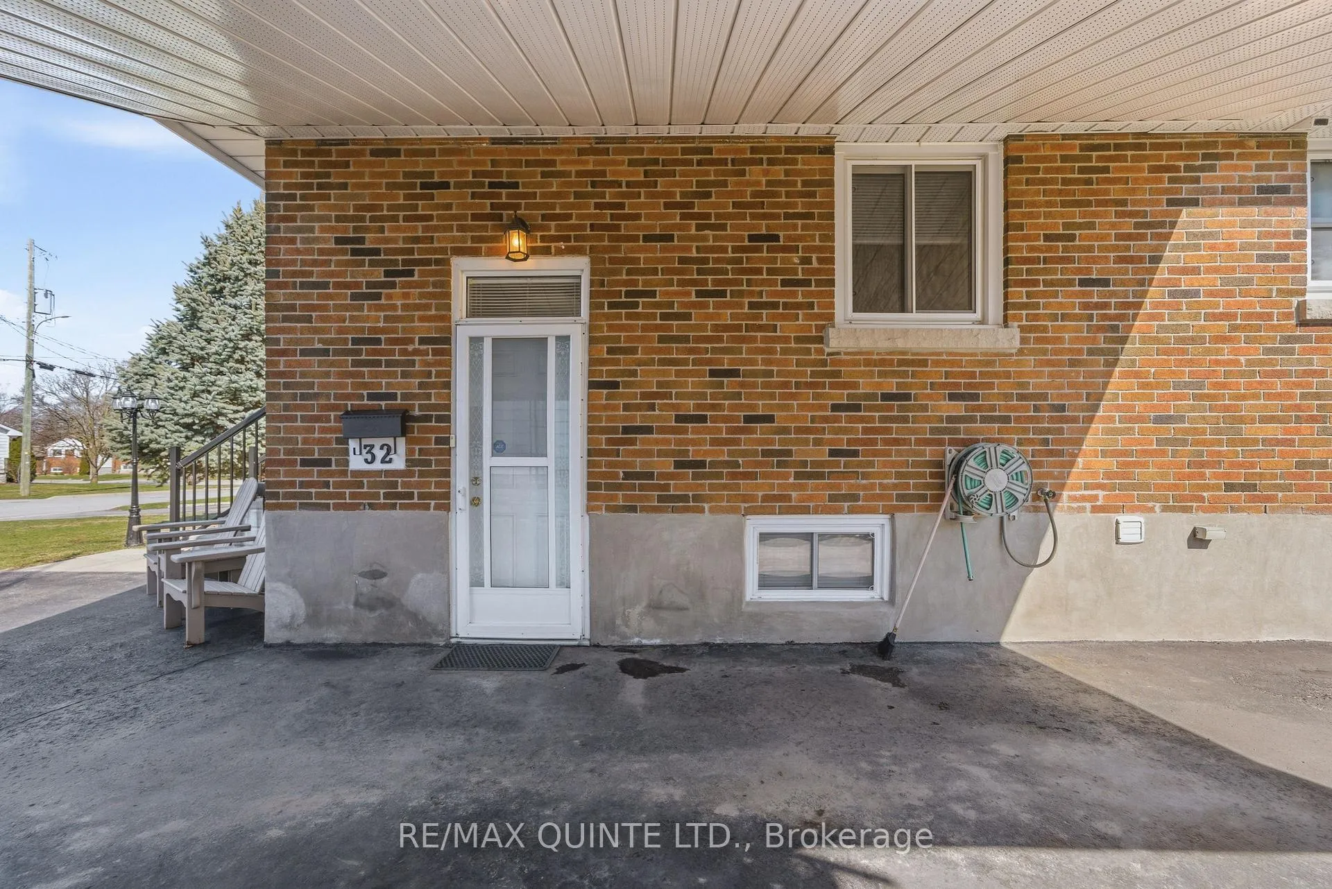 Photo 31 of 32 Bongard Crescent, Belleville, Belleville Ward — HOMEH