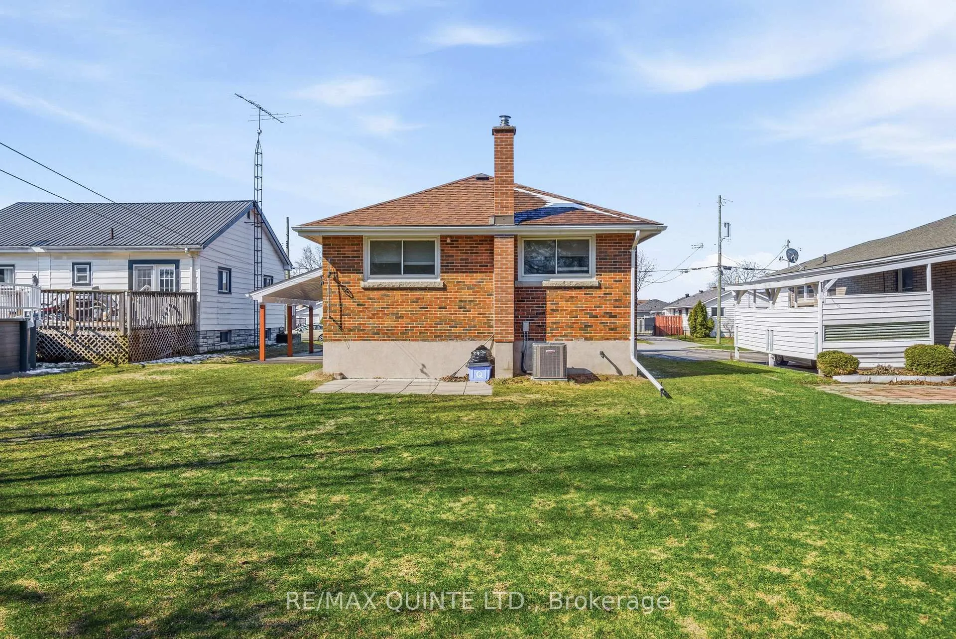 Photo 35 of 32 Bongard Crescent, Belleville, Belleville Ward — HOMEH