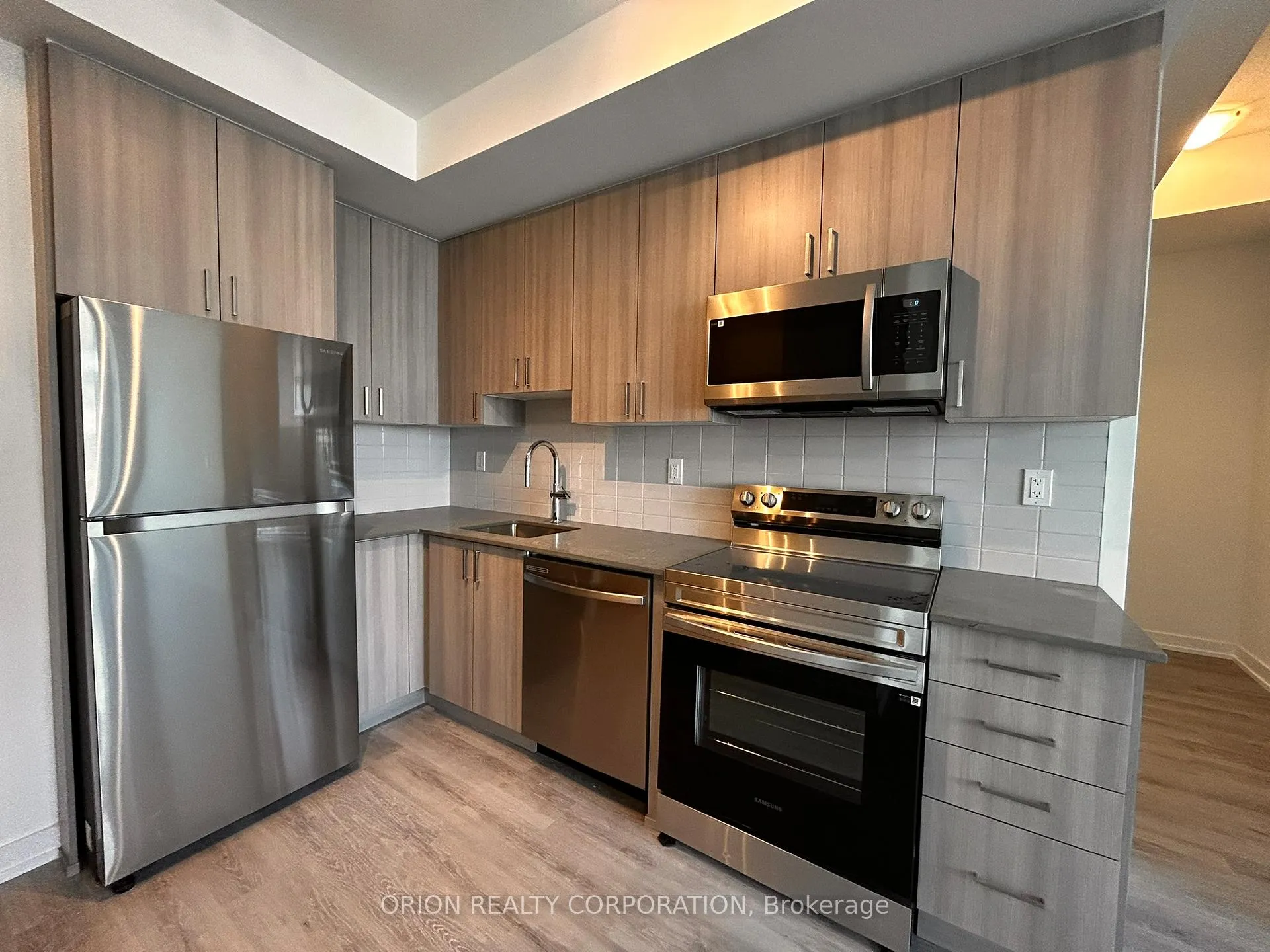 Photo 5 of Unit 2905, 1435 Celebration Drive, Pickering, Bay Ridges — HOMEH