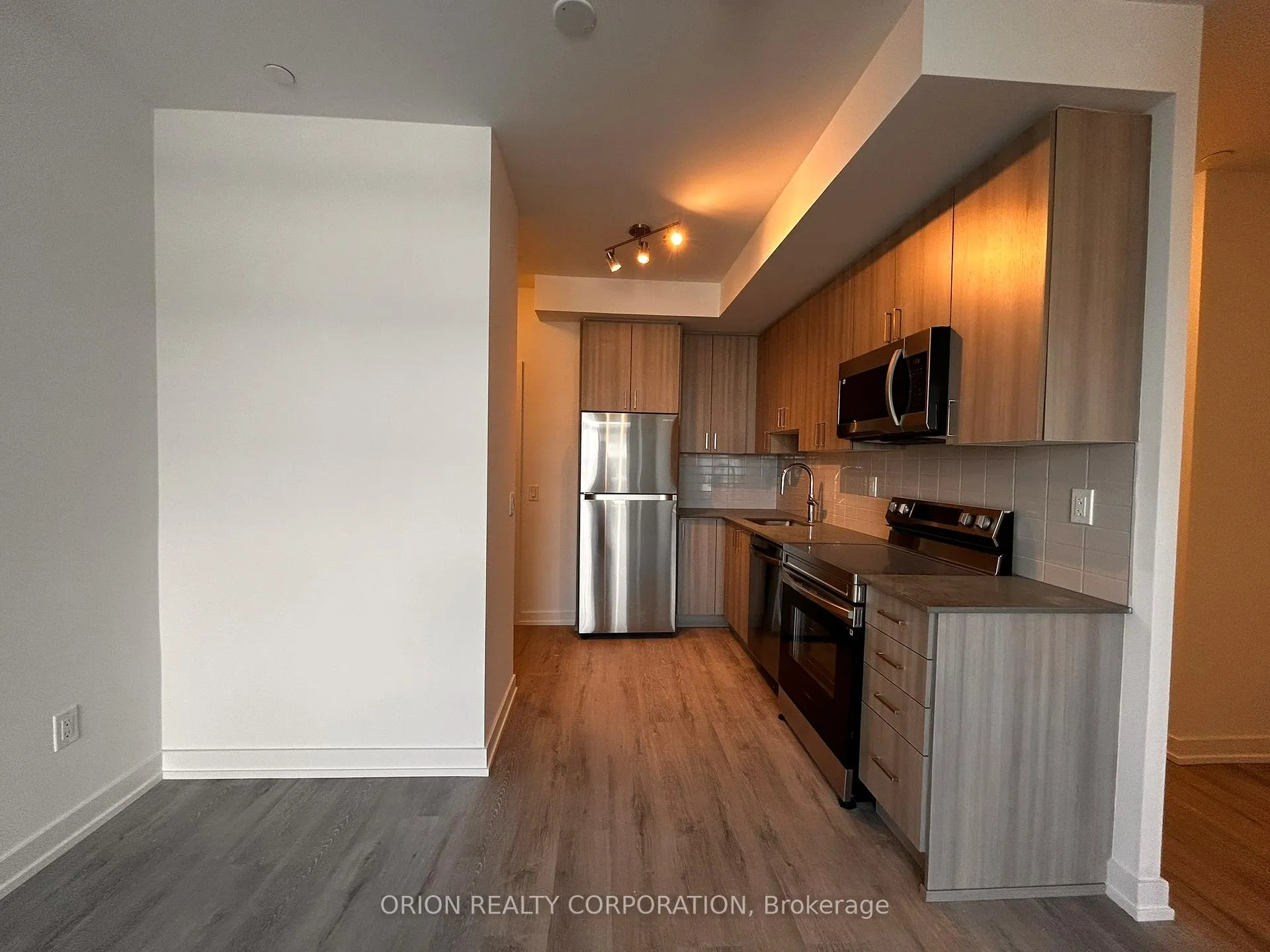 Photo 7 of Unit 2905, 1435 Celebration Drive, Pickering, Bay Ridges — HOMEH