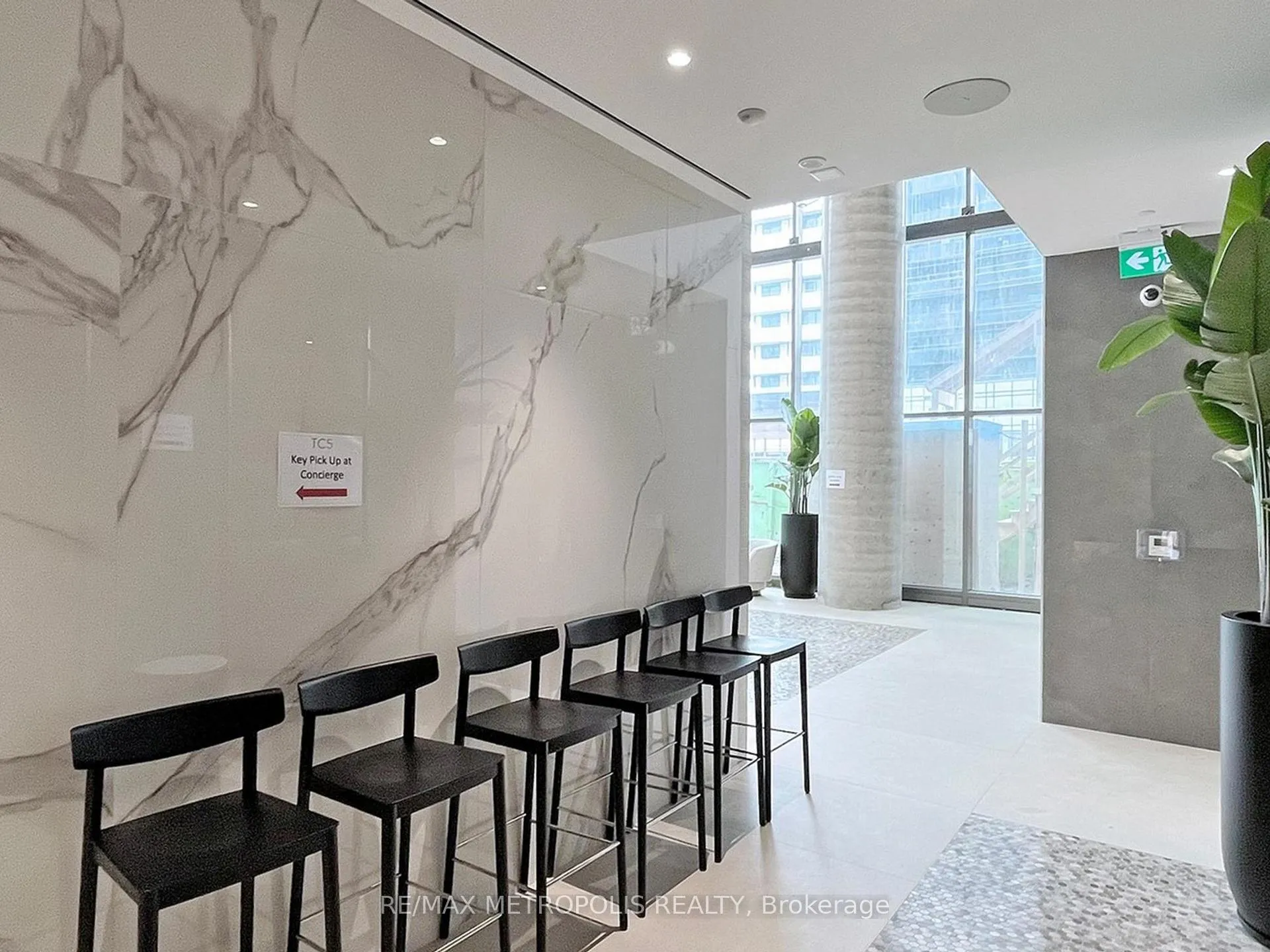 Photo 5 of Unit 4211, 7890 Jane Street, Vaughan, Concord — HOMEH