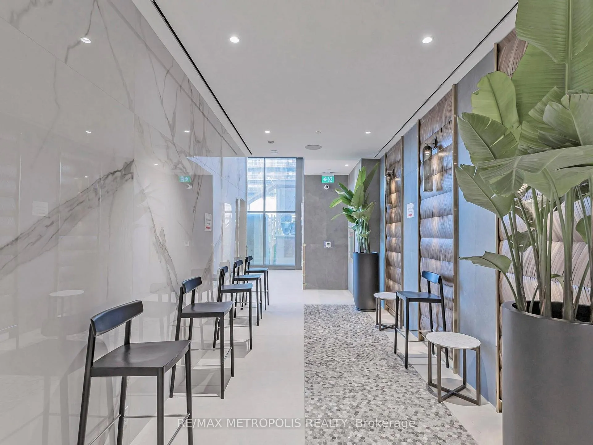 Photo 6 of Unit 4211, 7890 Jane Street, Vaughan, Concord — HOMEH