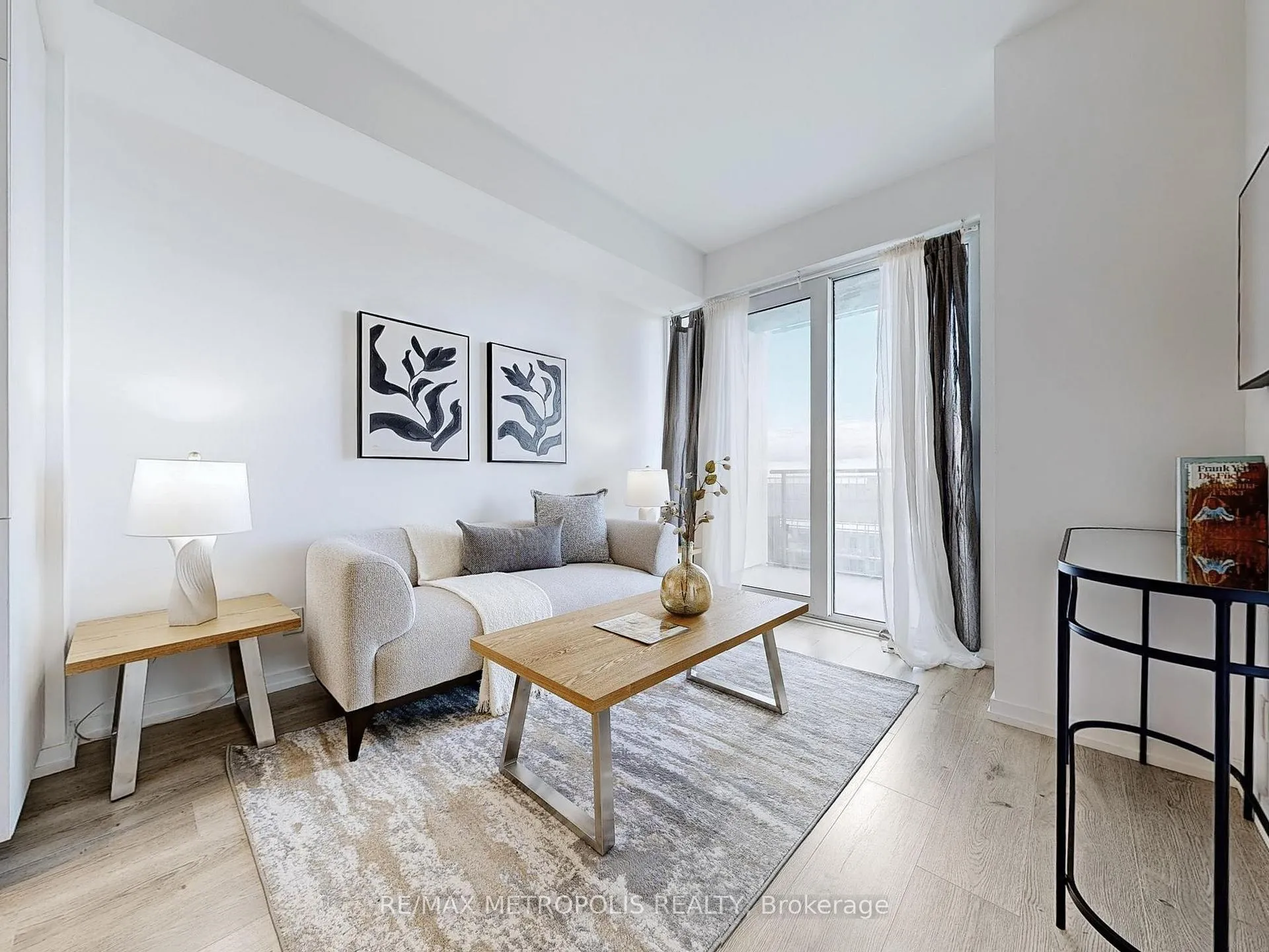 Photo 8 of Unit 4211, 7890 Jane Street, Vaughan, Concord — HOMEH