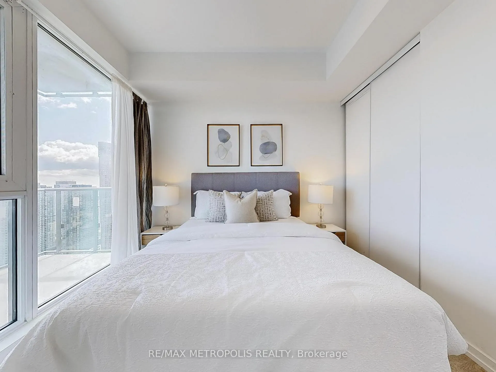 Photo 18 of Unit 4211, 7890 Jane Street, Vaughan, Concord — HOMEH