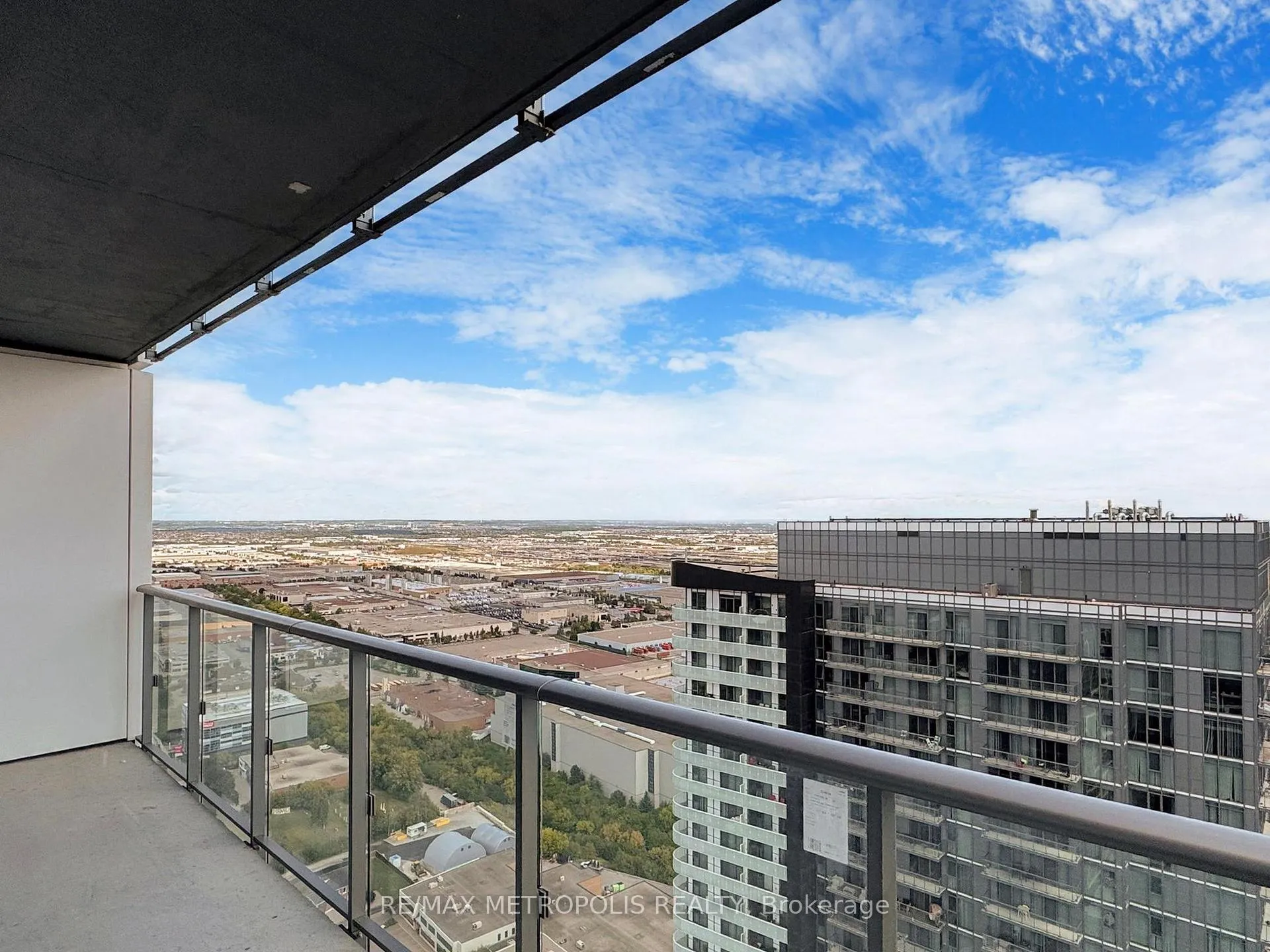 Photo 26 of Unit 4211, 7890 Jane Street, Vaughan, Concord — HOMEH