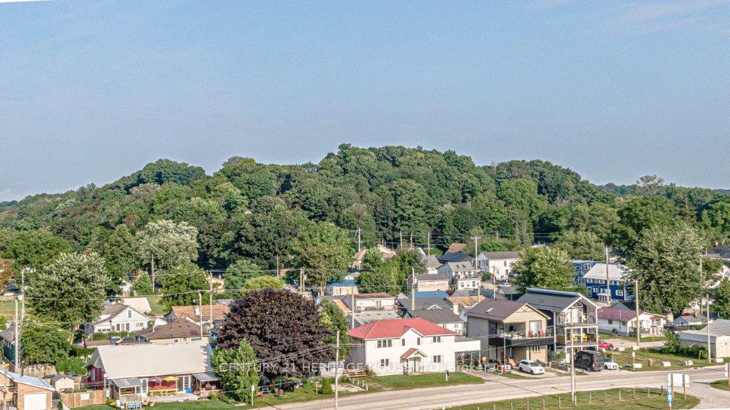 Photo 8 of 159 Maud Street, Central Elgin, Rural Central Elgin — HOMEH