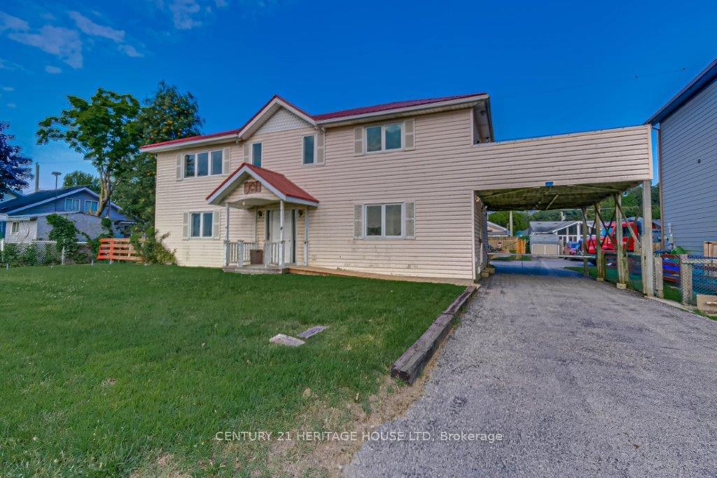 Photo 13 of 159 Maud Street, Central Elgin, Rural Central Elgin — HOMEH