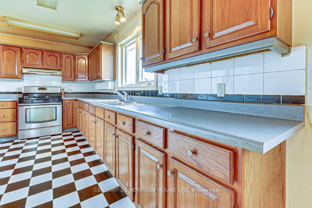 Photo 29 of 159 Maud Street, Central Elgin, Rural Central Elgin — HOMEH