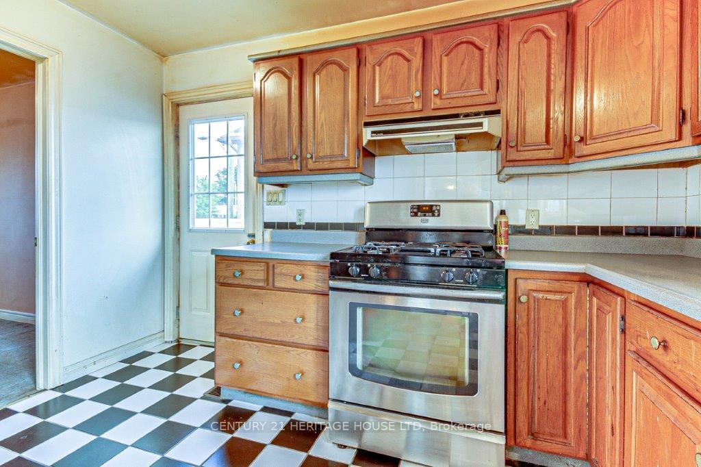 Photo 31 of 159 Maud Street, Central Elgin, Rural Central Elgin — HOMEH