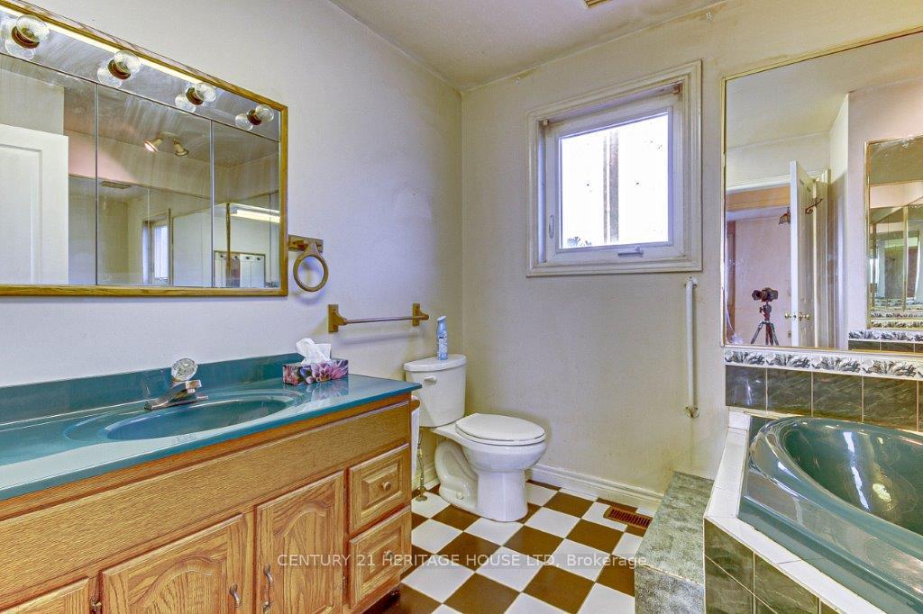 Photo 35 of 159 Maud Street, Central Elgin, Rural Central Elgin — HOMEH