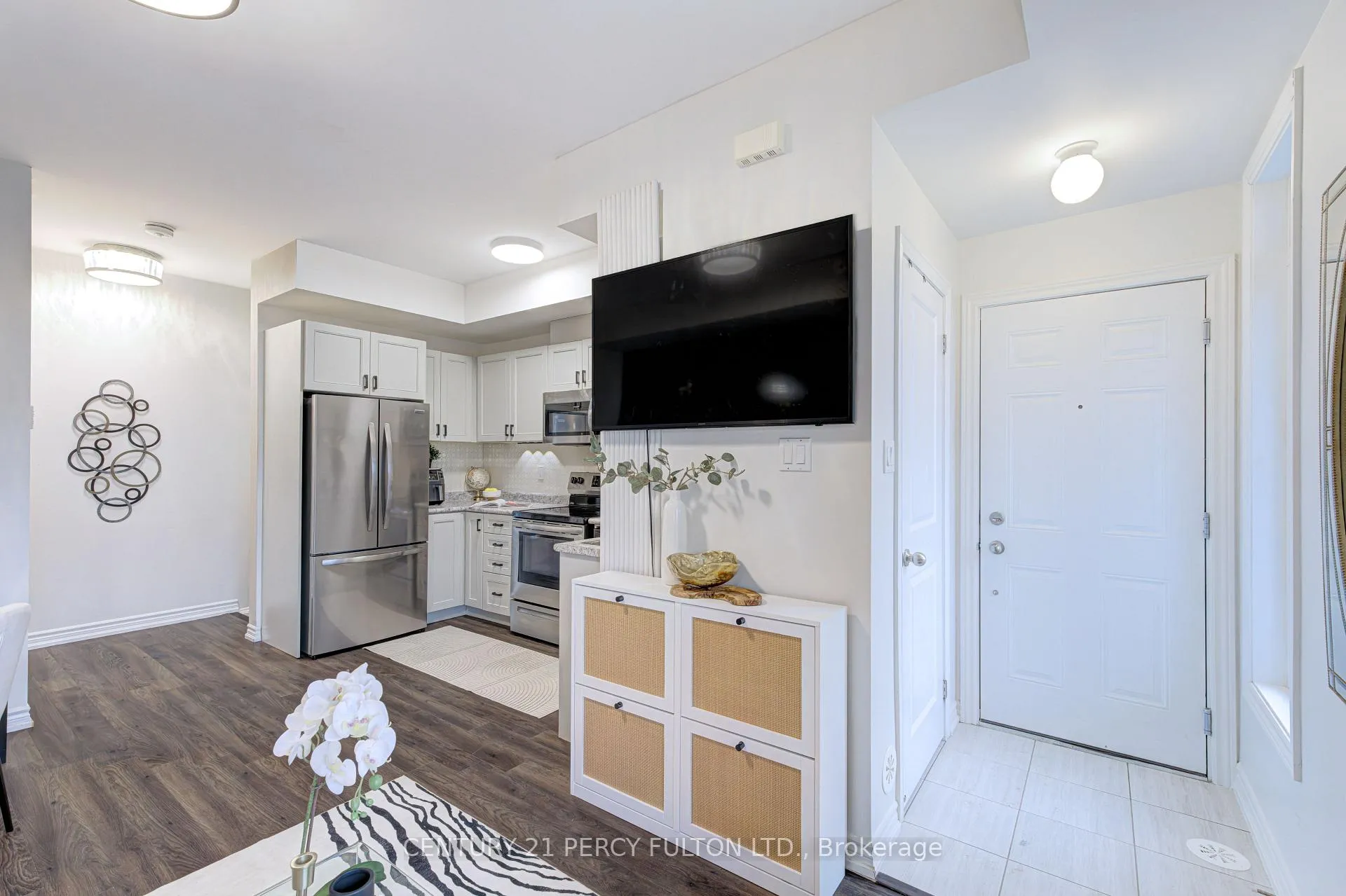 Photo 3 of 2566 William Jackson Drive, Pickering, Duffin Heights — HOMEH