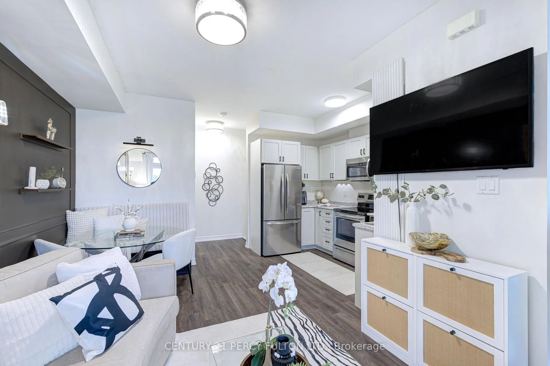 Photo 4 of 2566 William Jackson Drive, Pickering, Duffin Heights — HOMEH