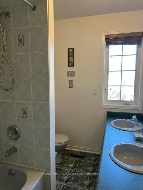 Photo 23 of 54 Timberview Drive, Vaughan, Patterson — HOMEH