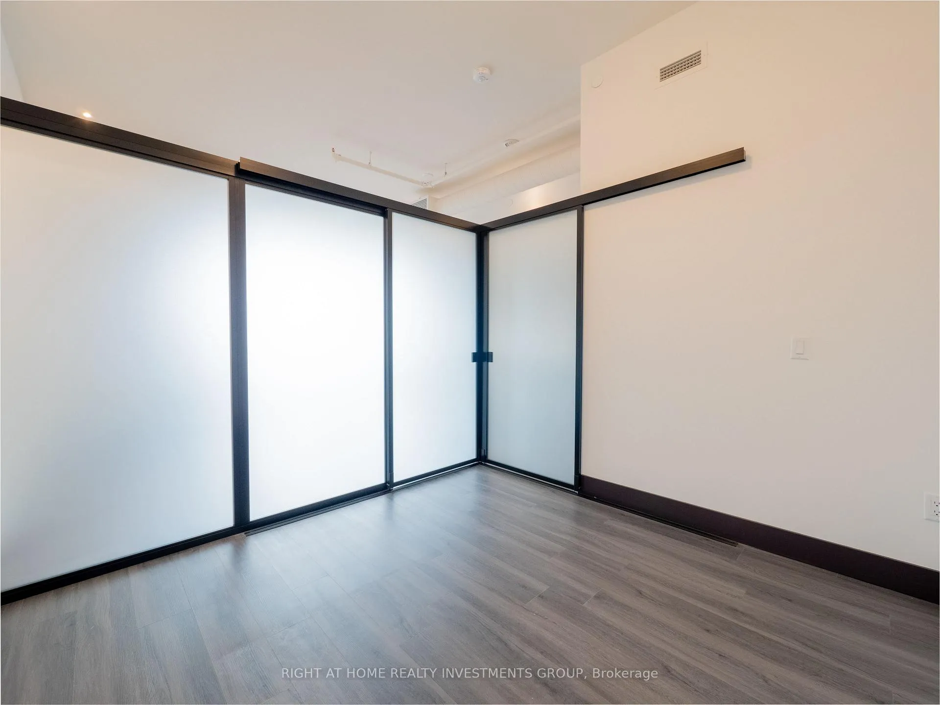 Photo 17 of Unit 303, 121 King Street E, Hamilton, Beasley — HOMEH