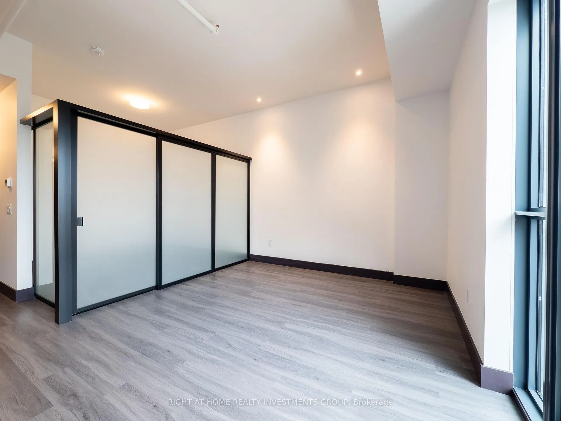 Photo 19 of Unit 303, 121 King Street E, Hamilton, Beasley — HOMEH