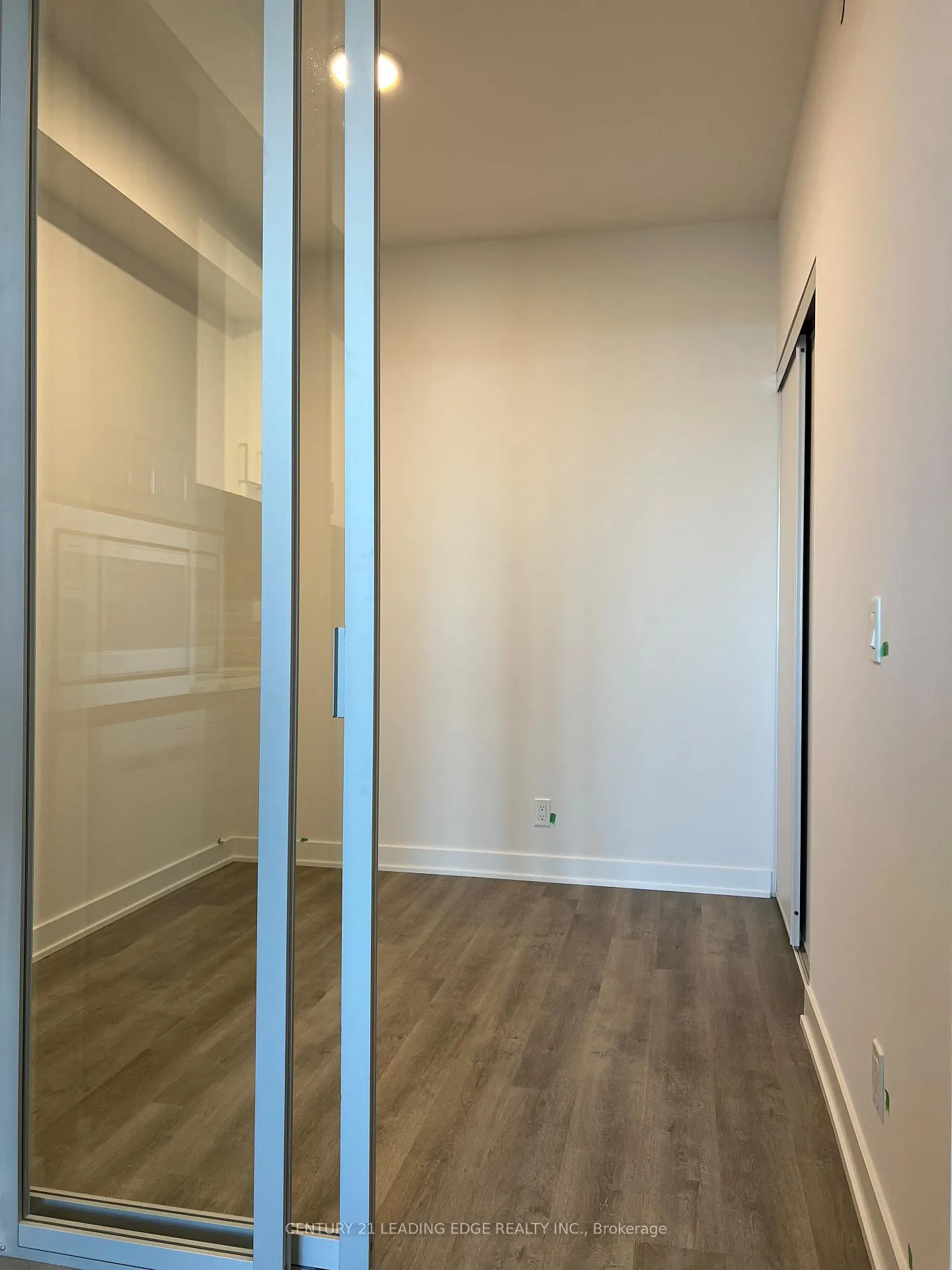 Photo 5 of Unit 1809, 50 Upper Mall Way, Vaughan, Brownridge — HOMEH