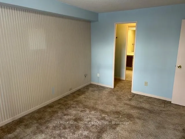 Photo 13 of Unit 206, 60 Inverlochy Boulevard, Markham, Royal Orchard — HOMEH