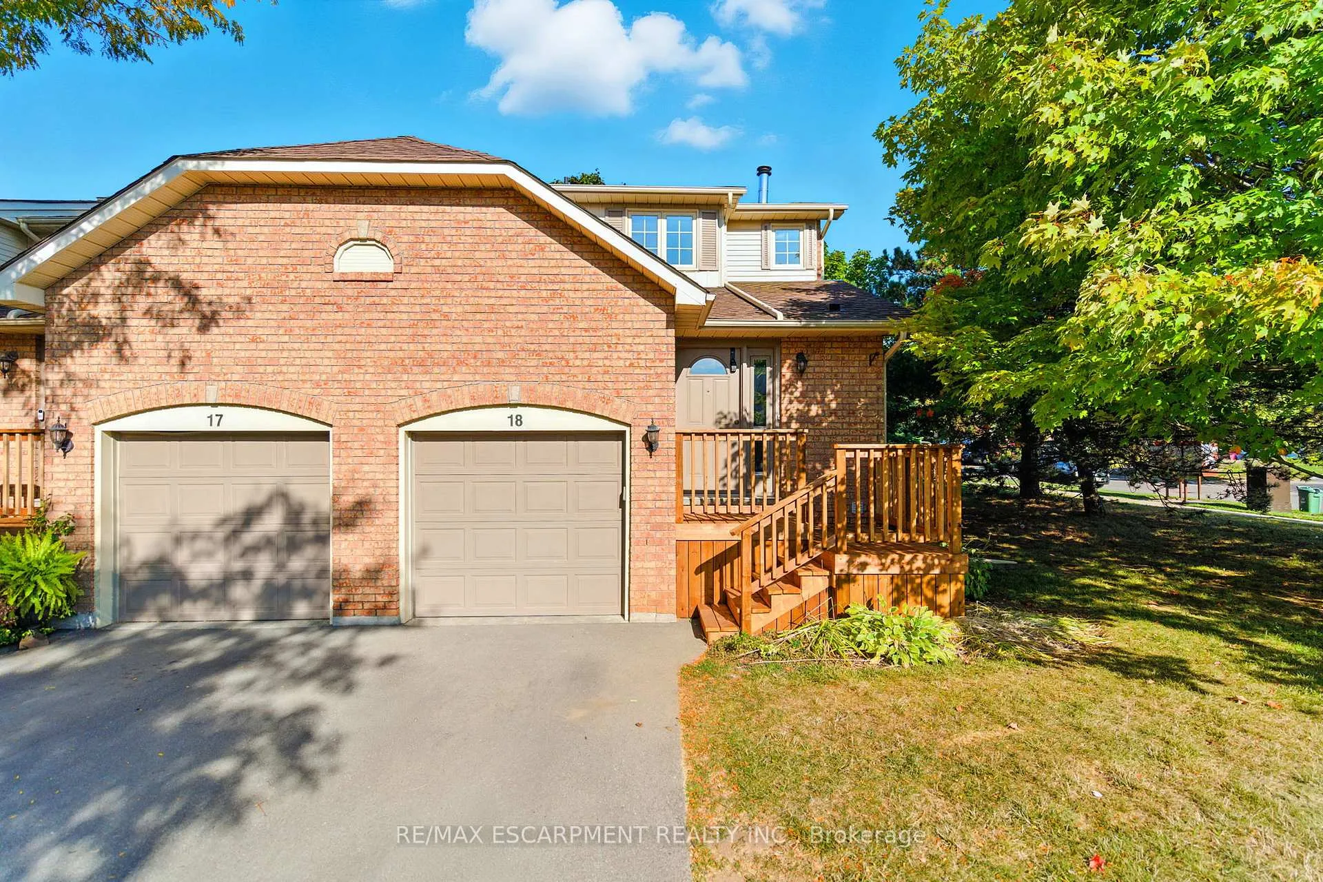 Photo 1 of Unit 18, 79 Braeheid Avenue, Hamilton, Waterdown — HOMEH