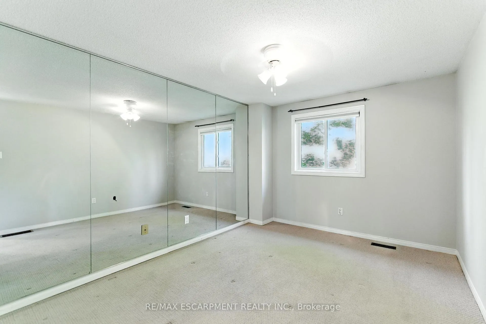 Photo 15 of Unit 18, 79 Braeheid Avenue, Hamilton, Waterdown — HOMEH