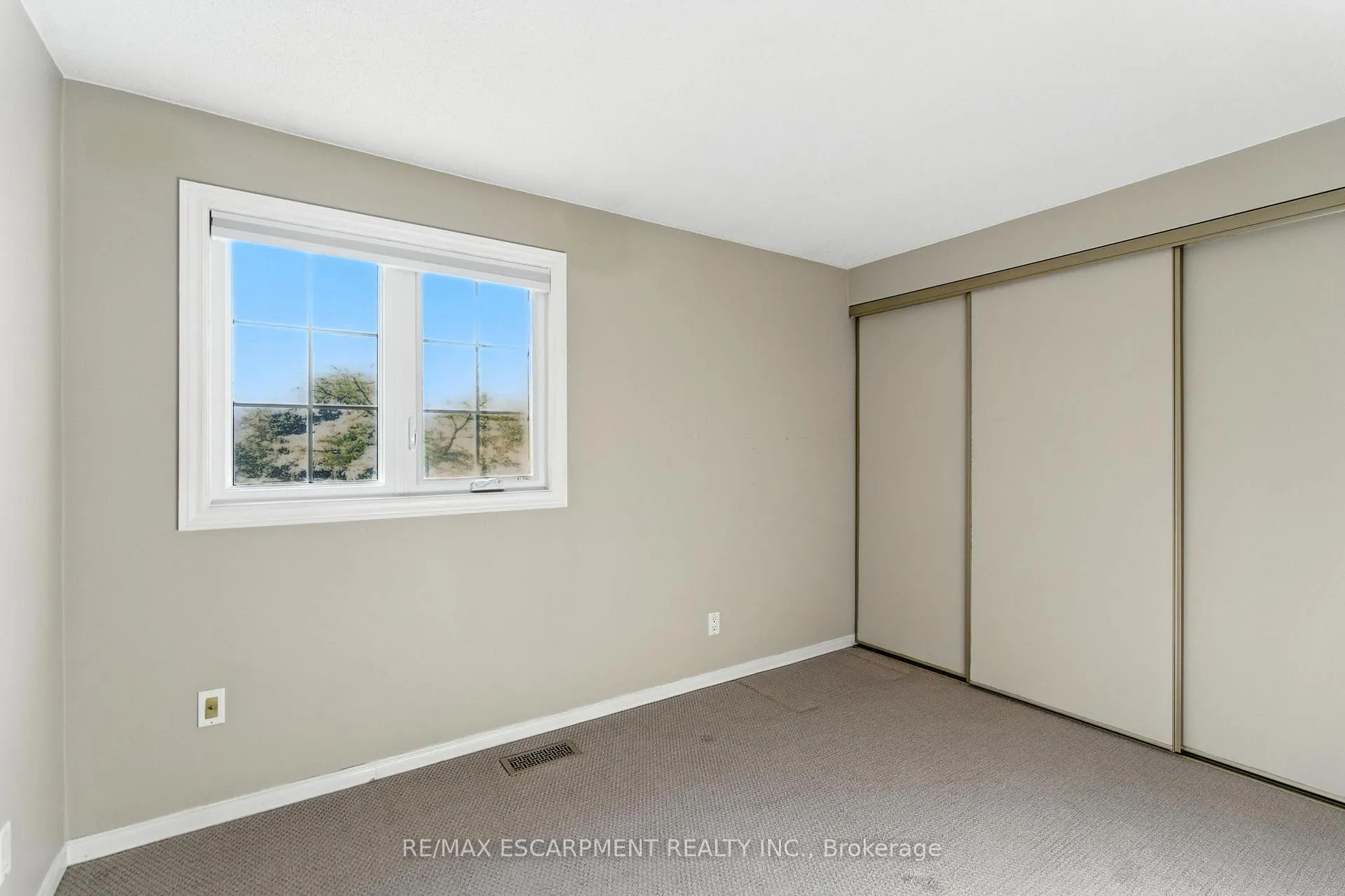 Photo 17 of Unit 18, 79 Braeheid Avenue, Hamilton, Waterdown — HOMEH