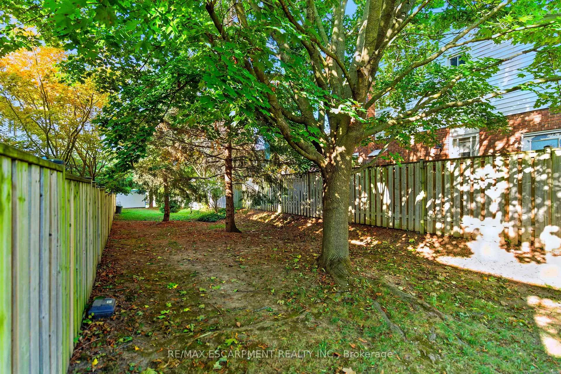 Photo 32 of Unit 18, 79 Braeheid Avenue, Hamilton, Waterdown — HOMEH