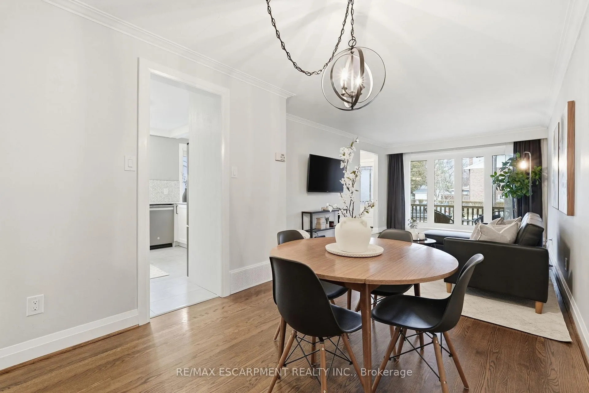Photo 12 of 4487 Bennett Road, Burlington, Shoreacres — HOMEH