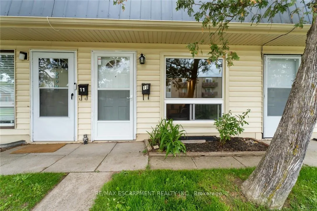 Photo 3 of Unit 10, 8646 Willoughby Drive, Niagara Falls, Chippawa — HOMEH