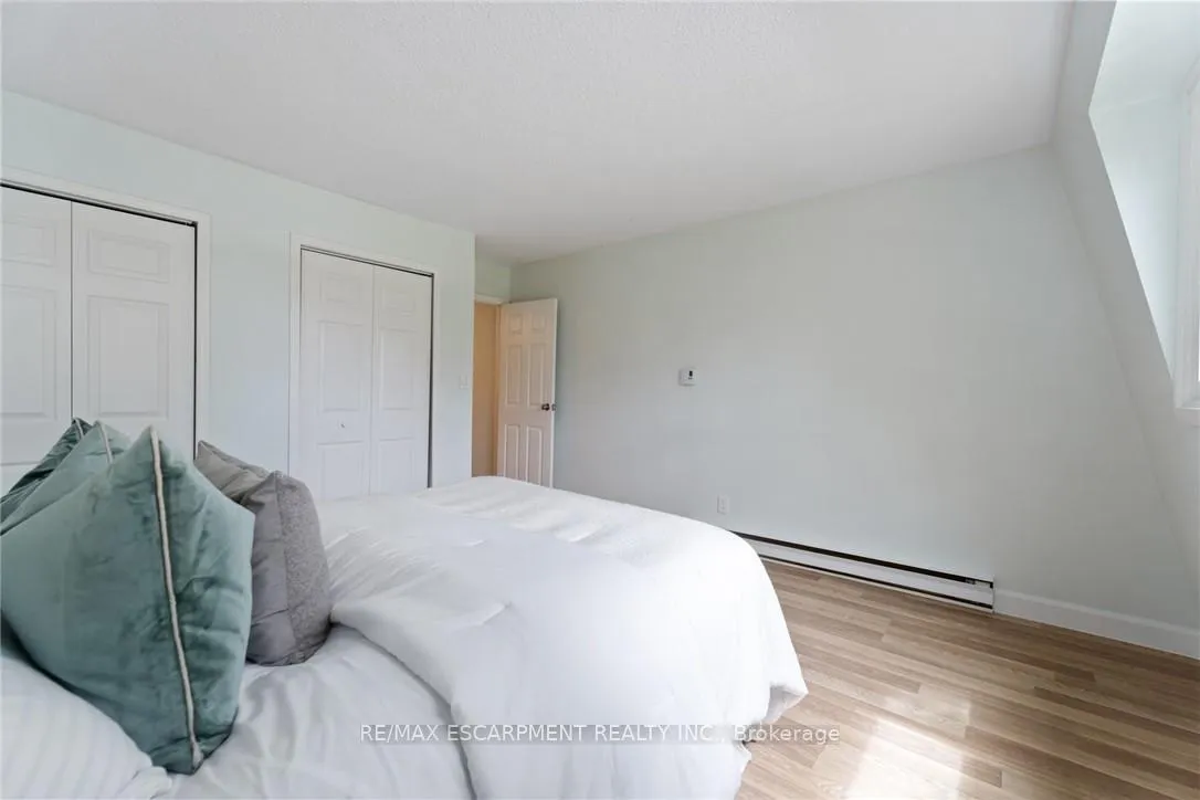 Photo 20 of Unit 10, 8646 Willoughby Drive, Niagara Falls, Chippawa — HOMEH