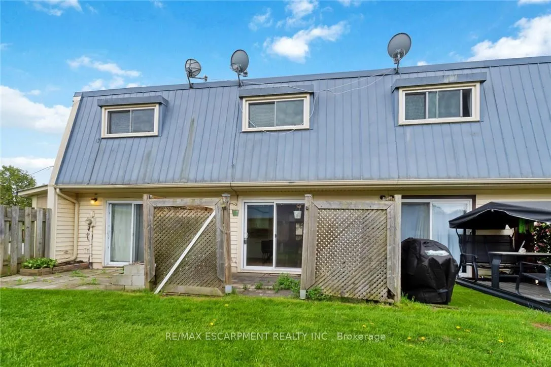 Photo 27 of Unit 10, 8646 Willoughby Drive, Niagara Falls, Chippawa — HOMEH